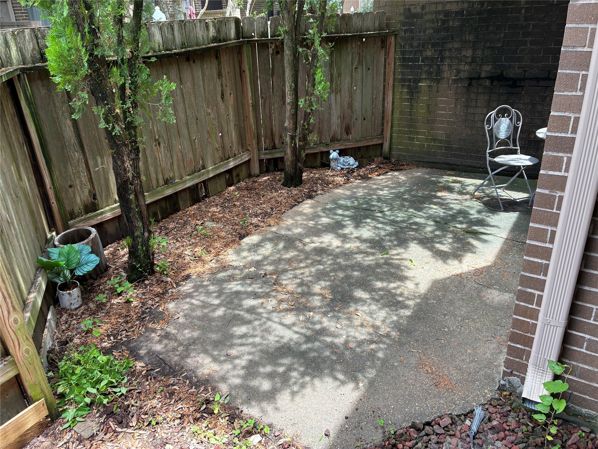 13784 Hollowgreen Drive Property Photo 31