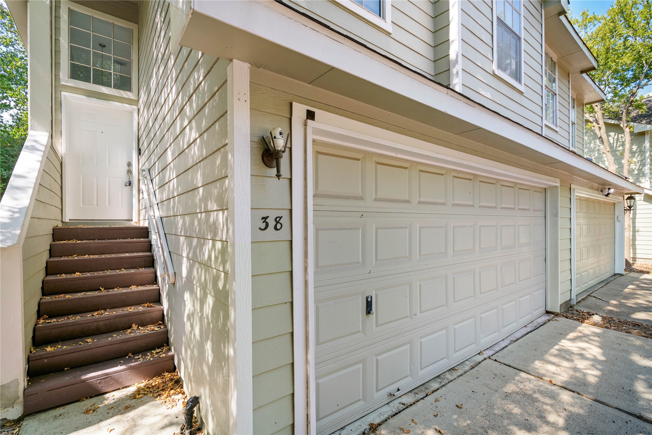 38 N Walden Elms S Property Photo 2