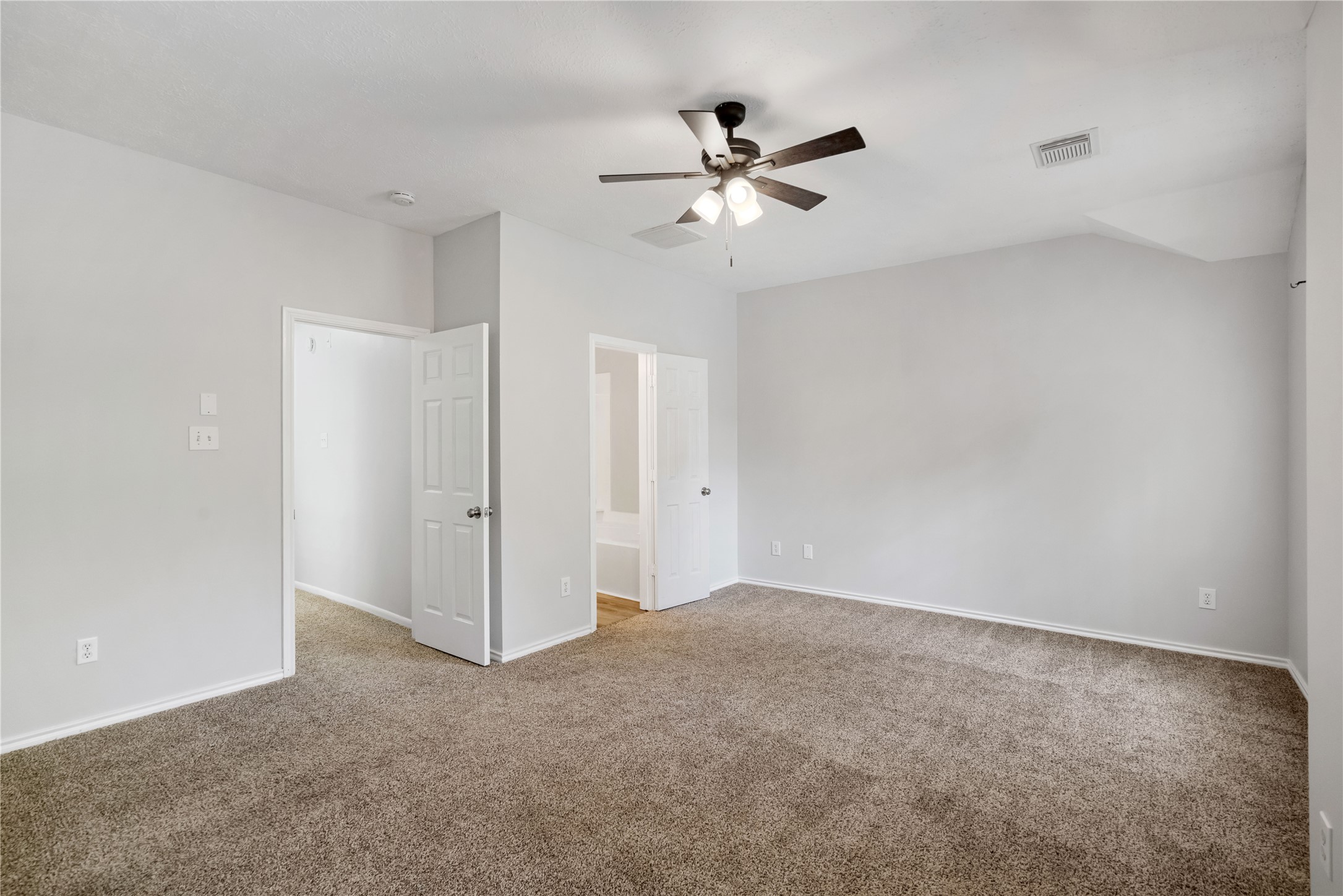 38 N Walden Elms S Property Photo 15