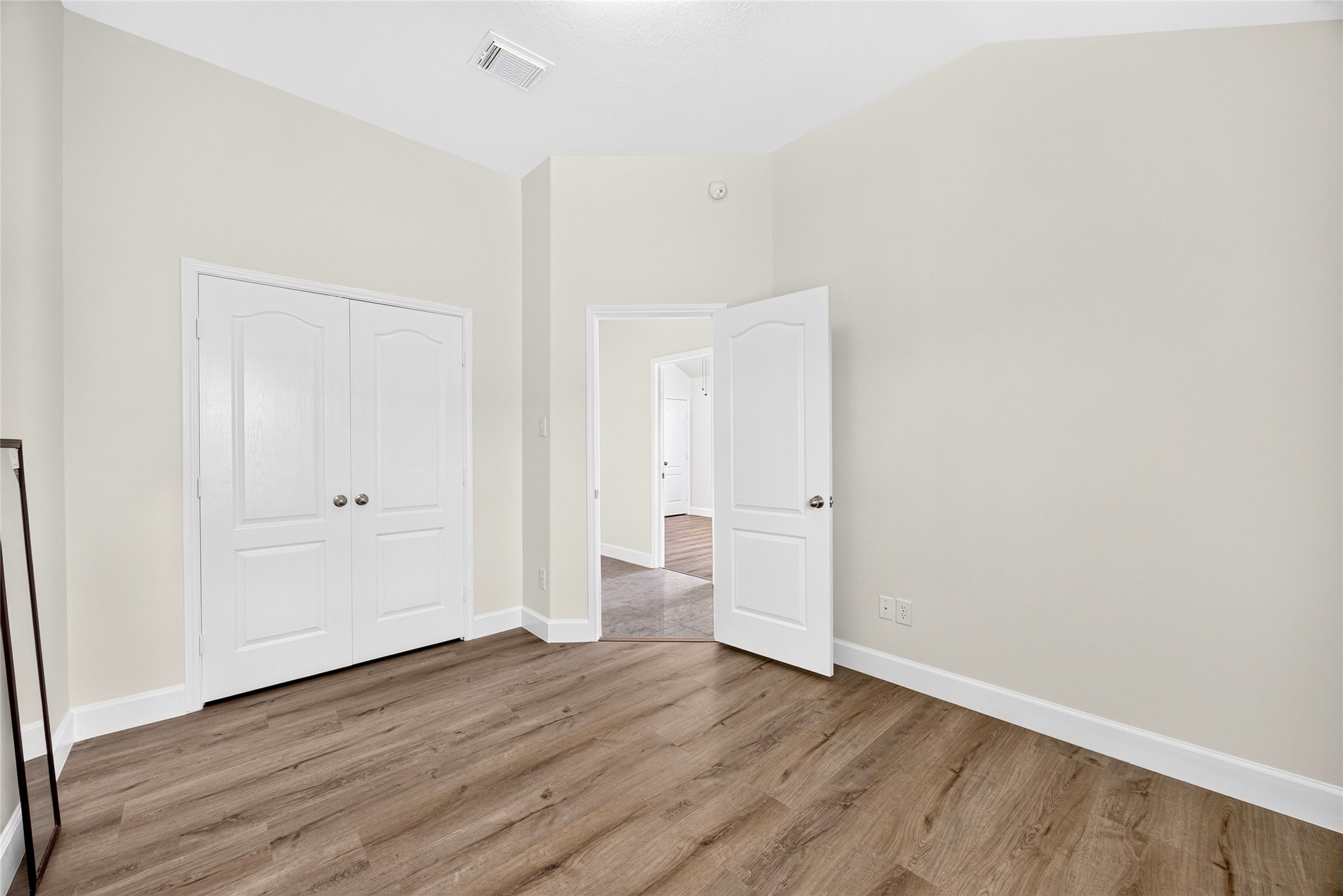 2606 Cypress Springs Drive Property Photo 32