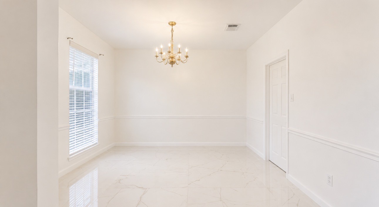 423 Blossomwood Drive Property Photo 6
