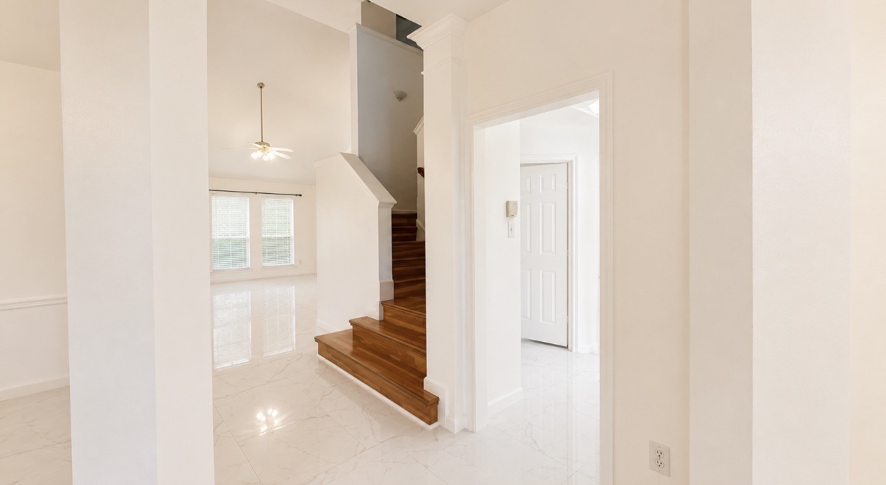 423 Blossomwood Drive Property Photo 7
