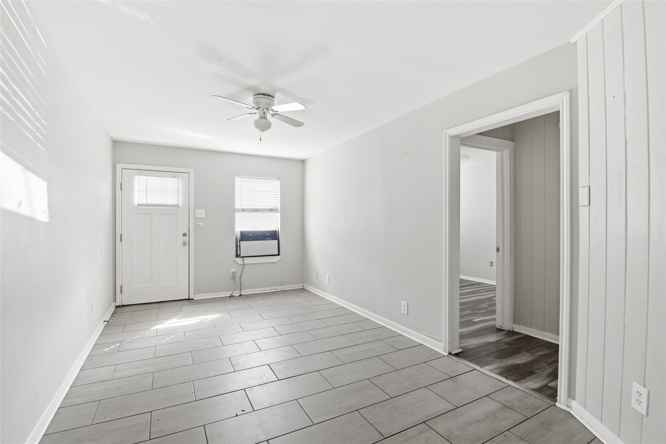 5010 Ennis Street 3 Property Photo 6