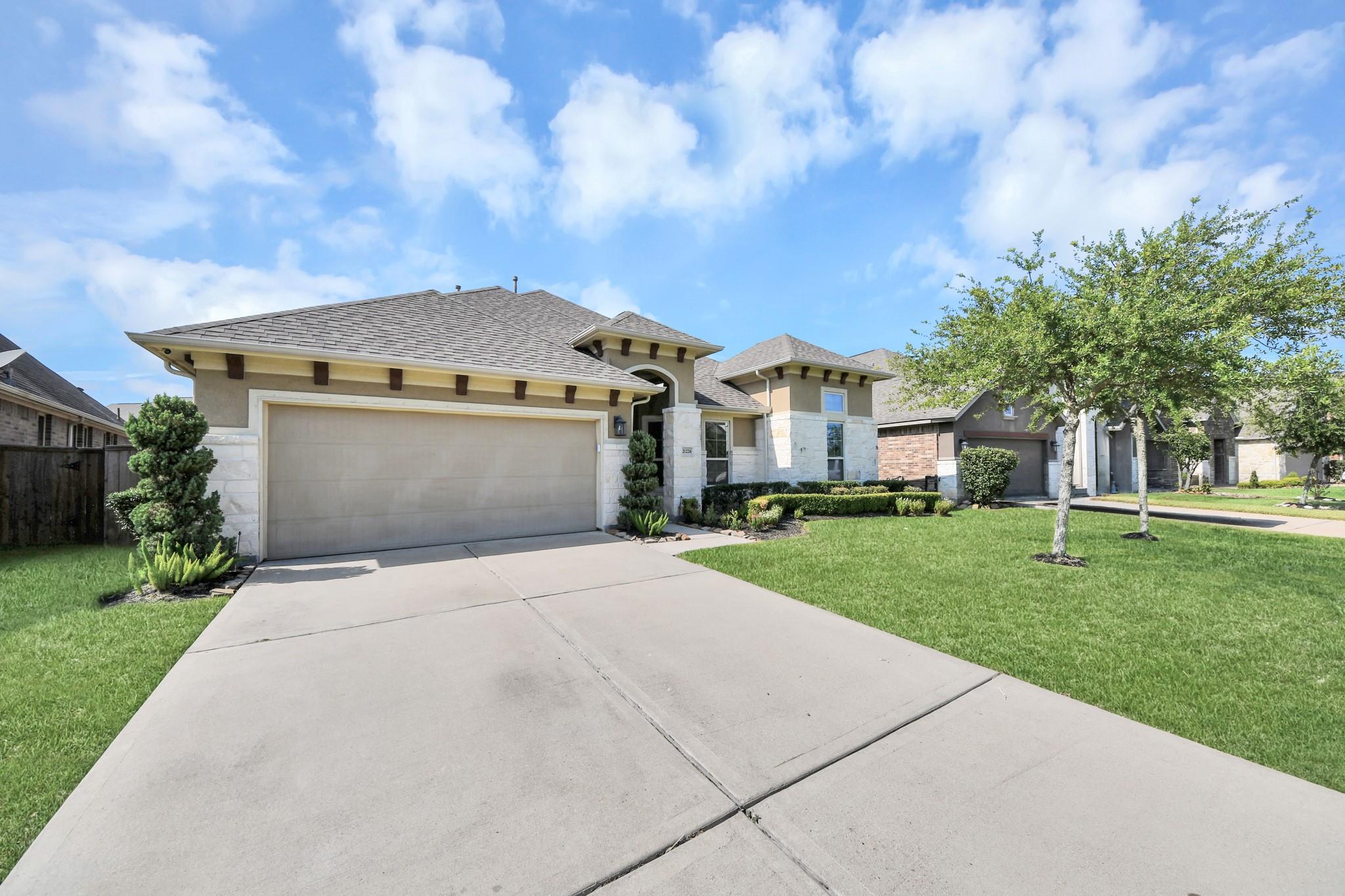 21226 Baileywood Drive, Richmond Tx 77407 Property Photo 3