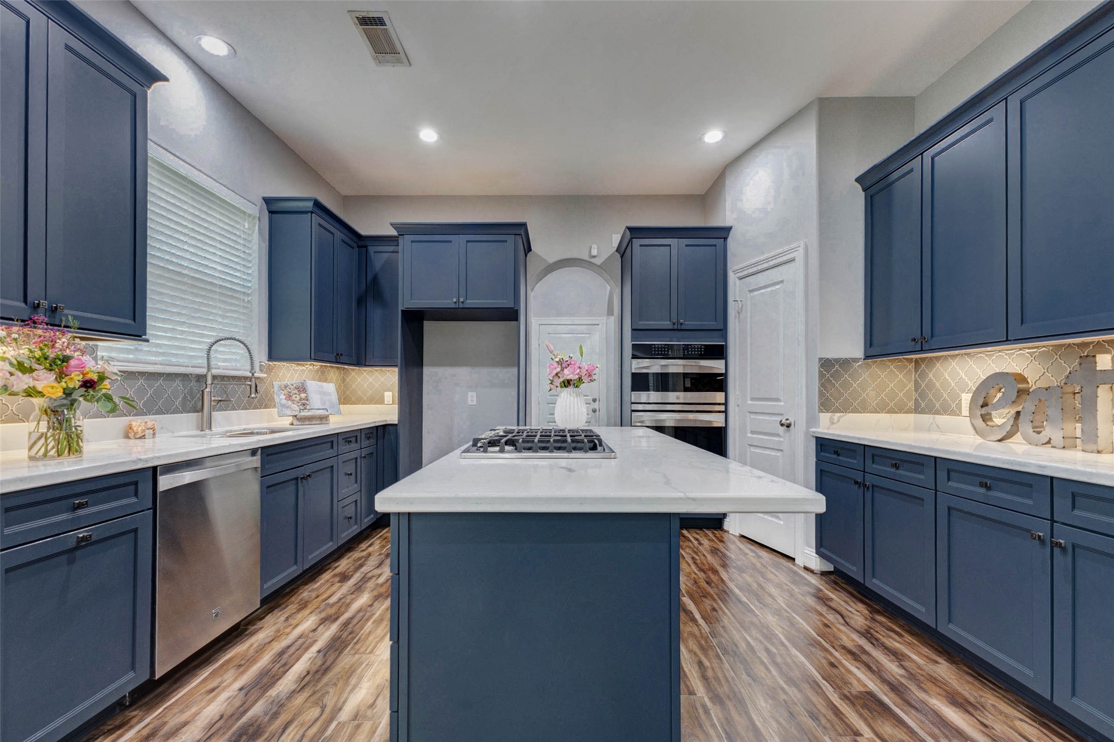 9 Versante Court Property Photo 1