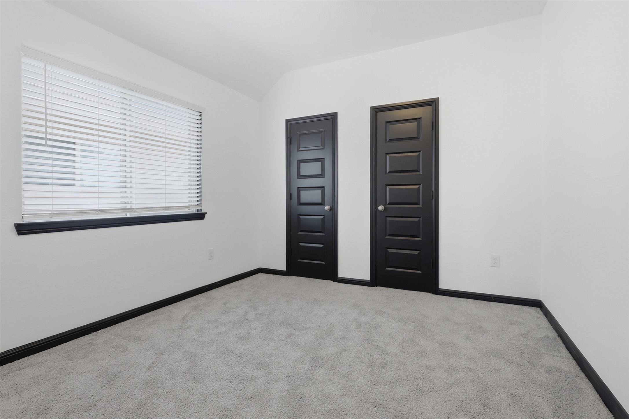 27947 Hendrix Park Drive Property Photo 27