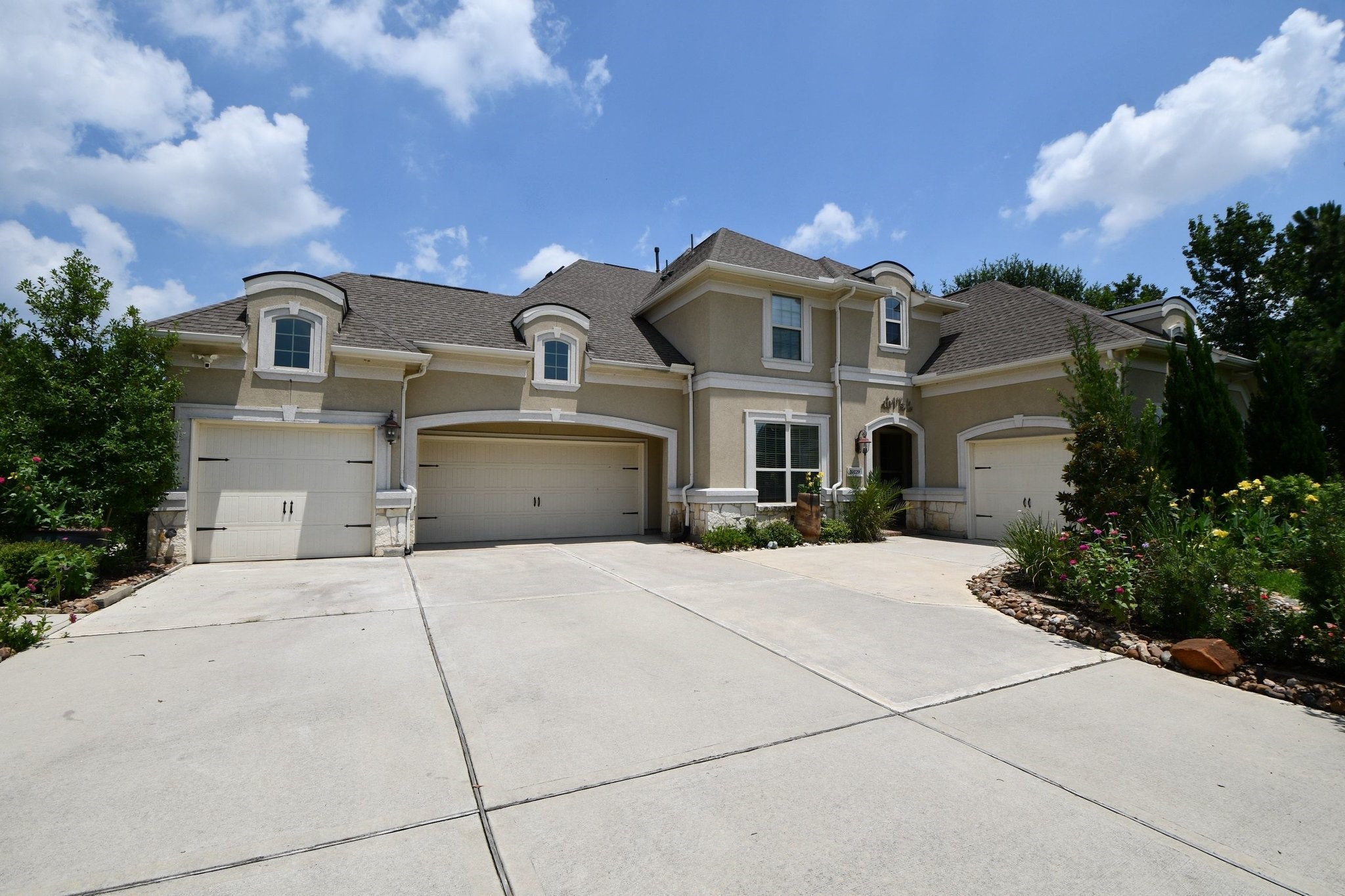 20229 W Hachita Circle Property Photo 1