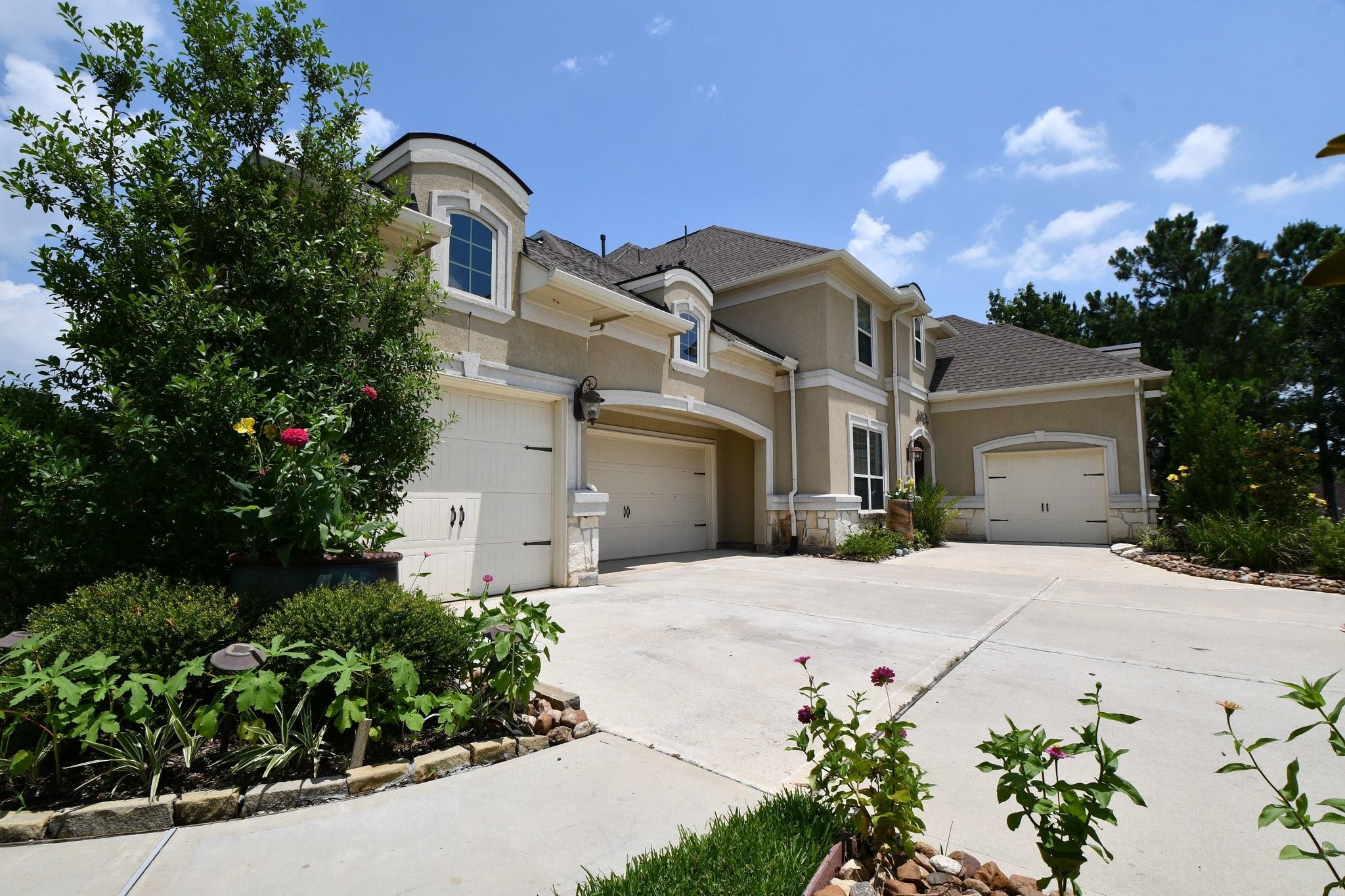 20229 W Hachita Circle Property Photo 2