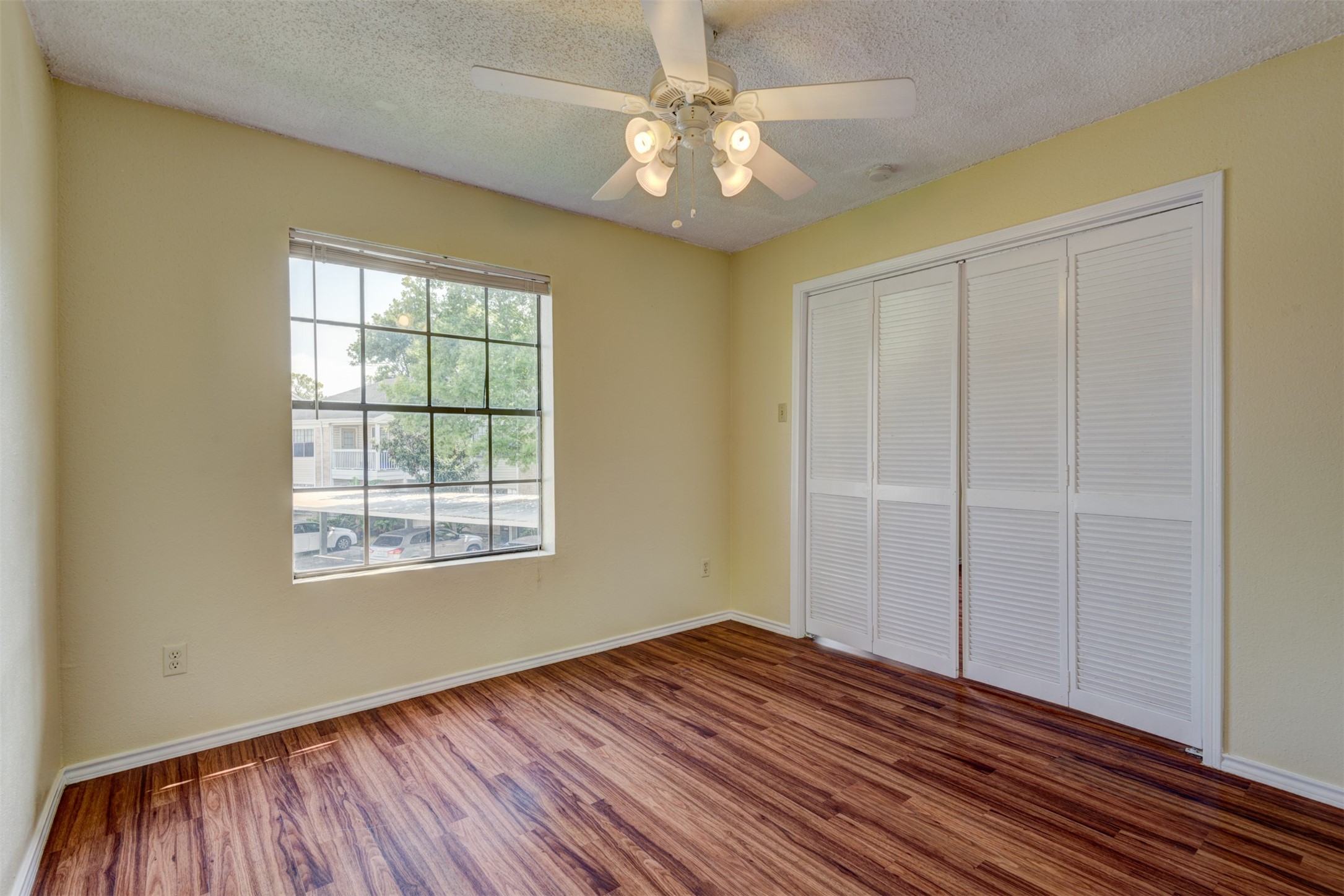 2750 Holly Hall Street 1017 Property Photo 8