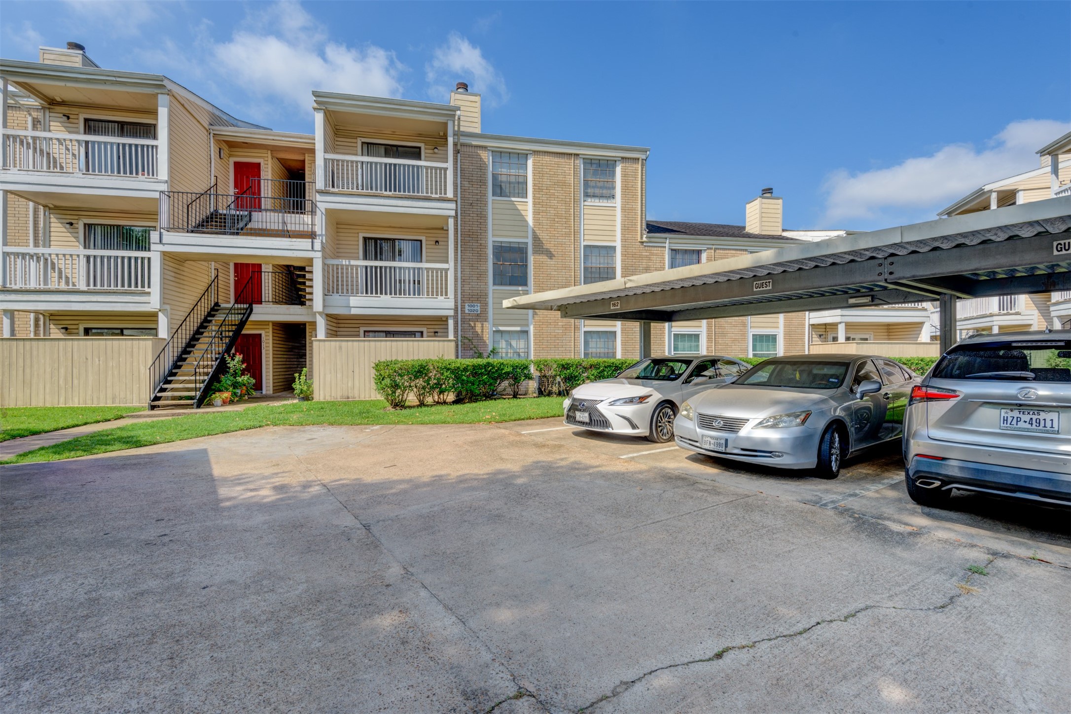 2750 Holly Hall Street 1017 Property Photo 18