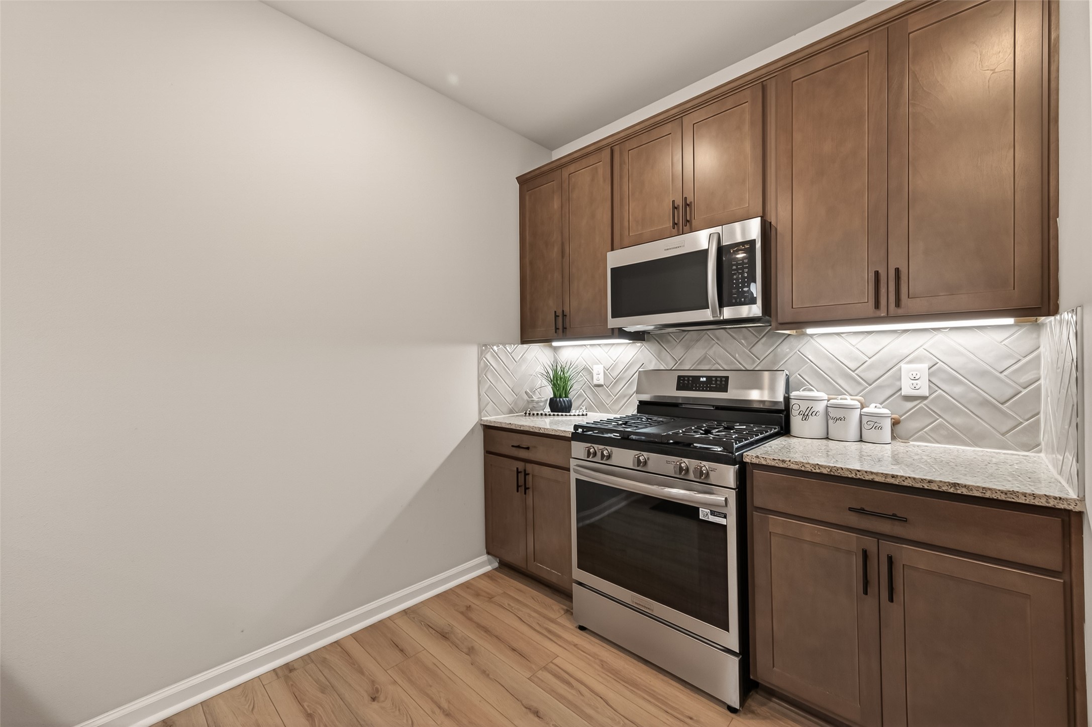 1010 Gentle Nook Drive Property Photo 17