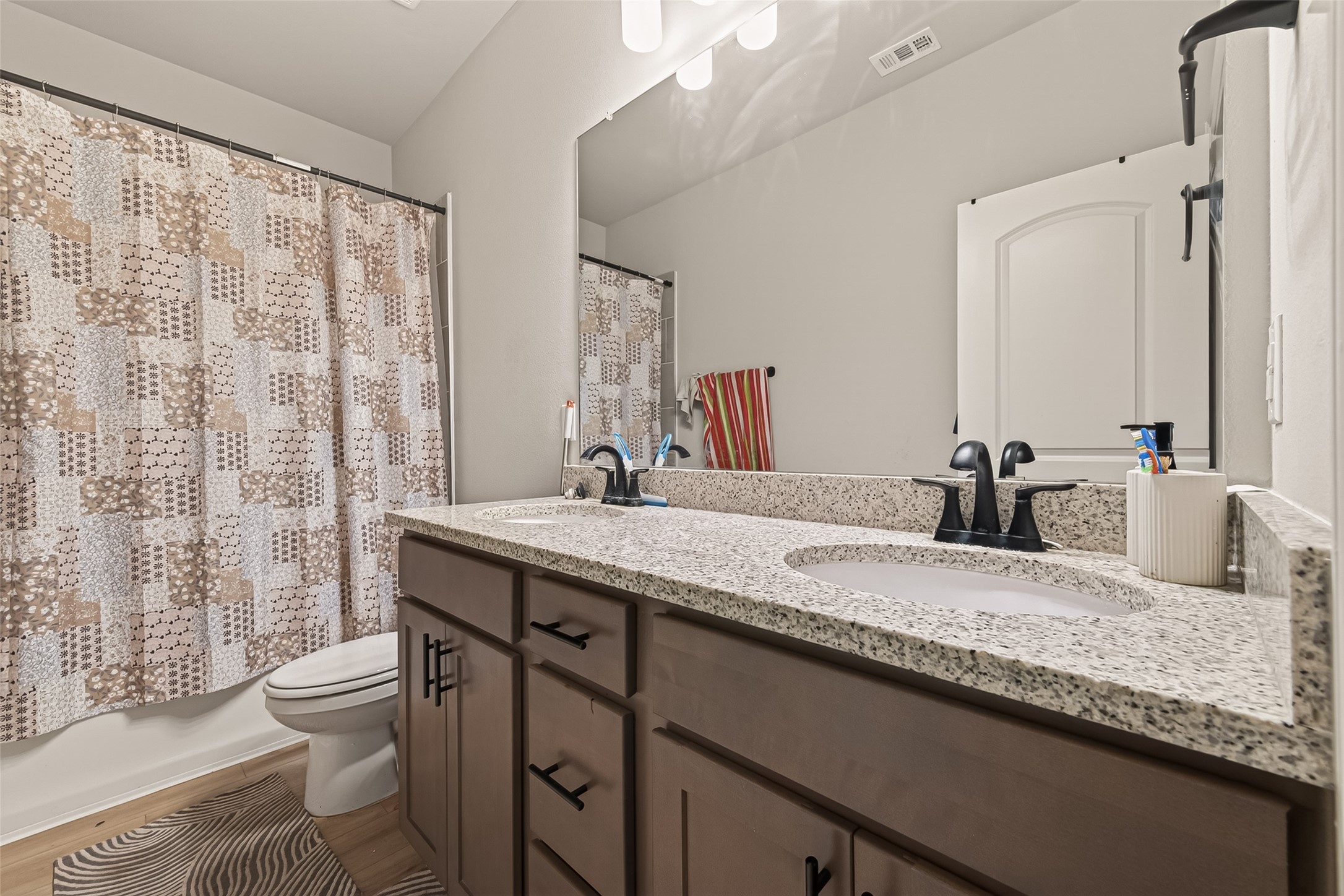 1010 Gentle Nook Drive Property Photo 28
