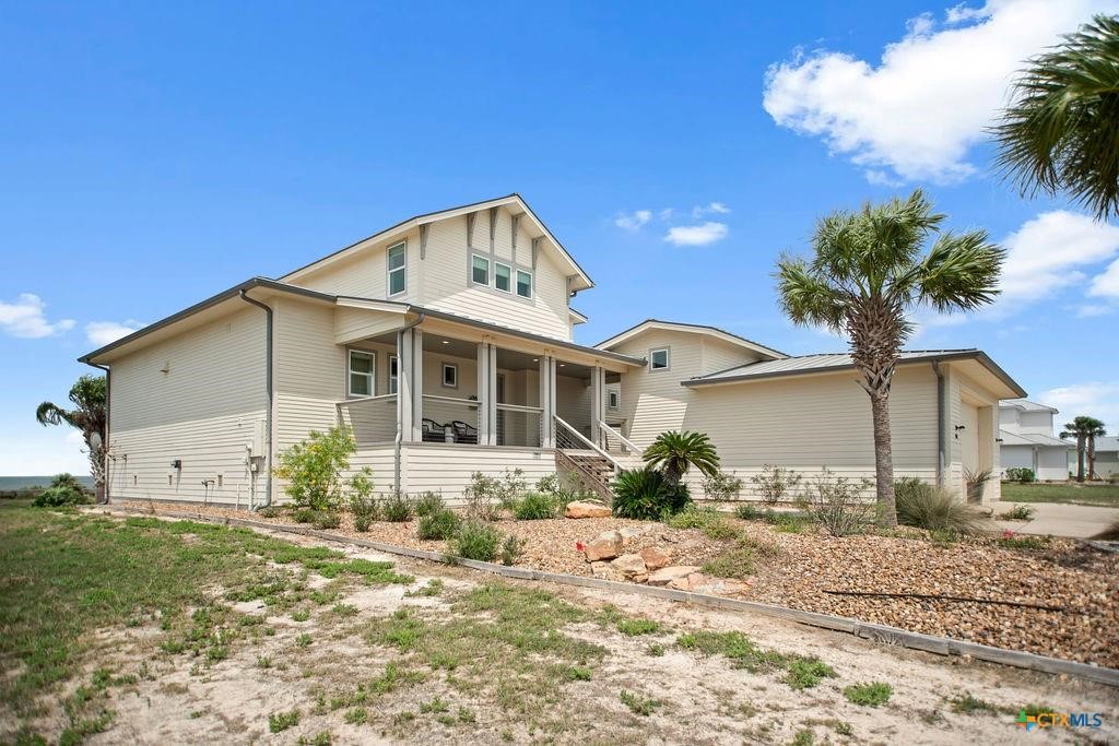 460 Bay Club Drive Property Photo 6