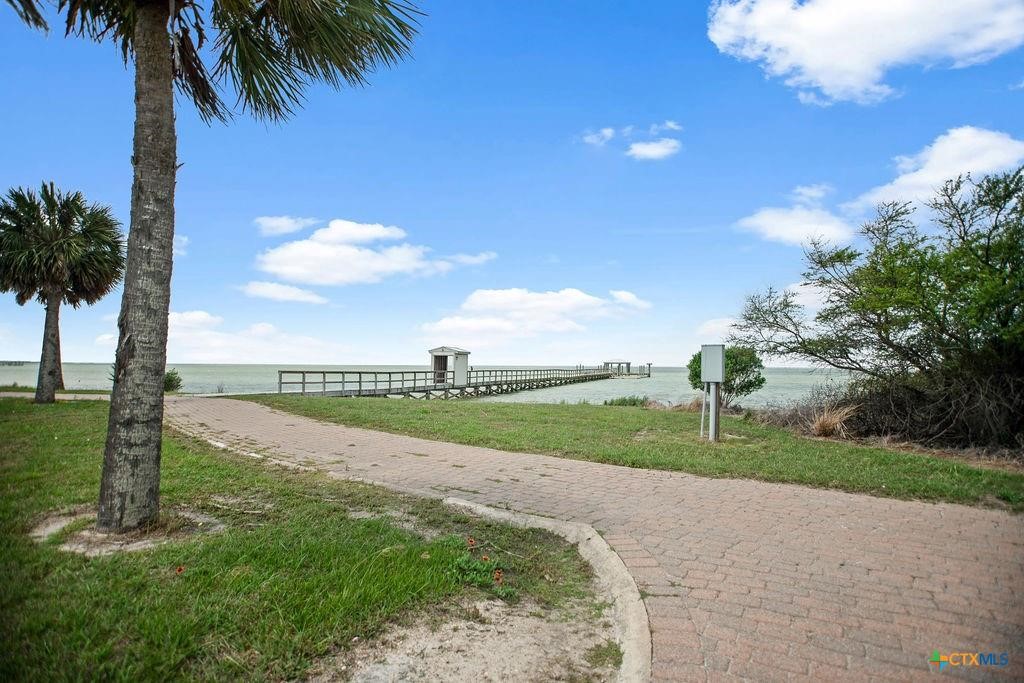 460 Bay Club Drive Property Photo 8