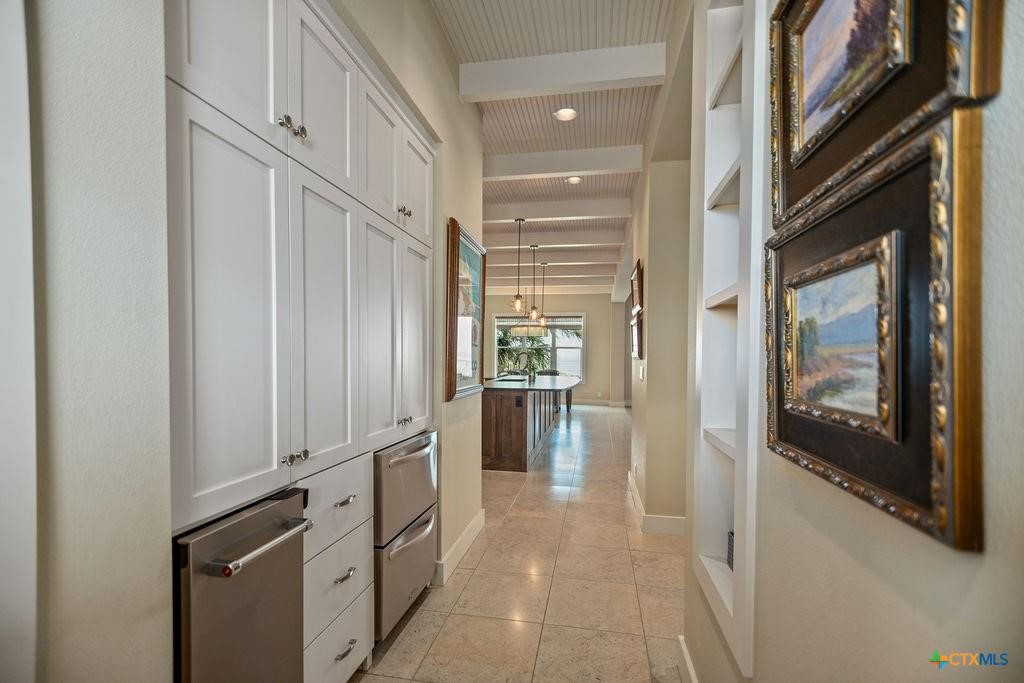 460 Bay Club Drive Property Photo 26