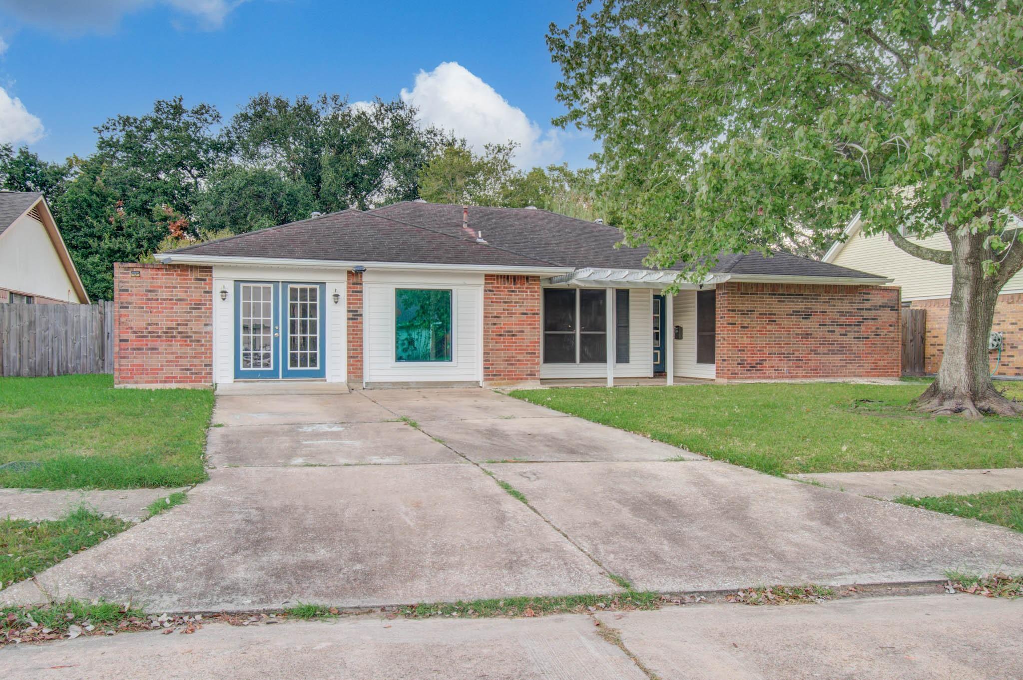 5009 Groveton Lane, Pearland Tx 77584 Property Photo 1