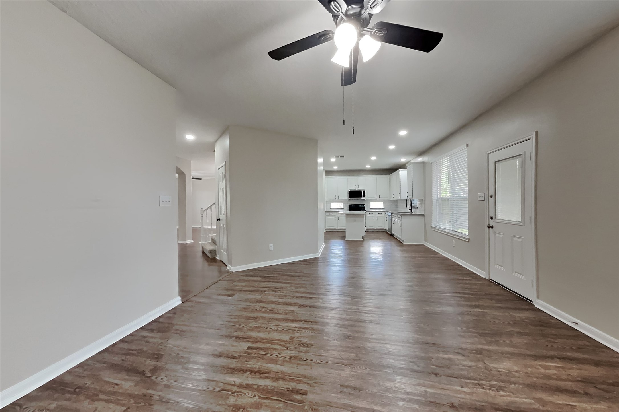 20703 Emerald Spruce Court Property Photo 5