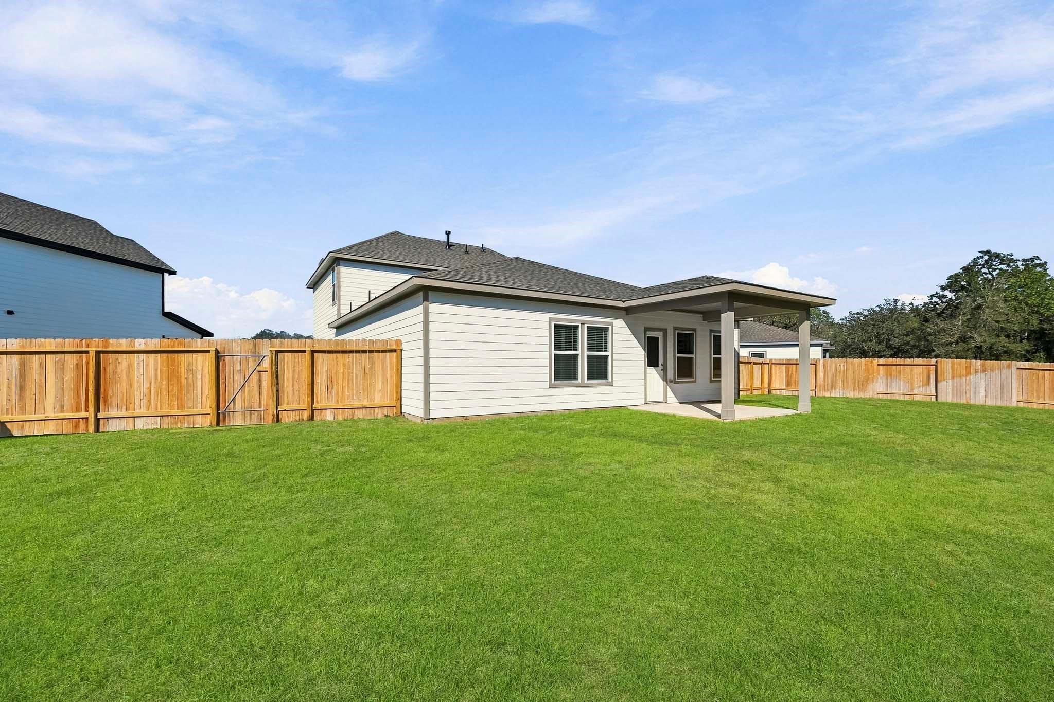 8546 Light Rail Drive Property Photo 5