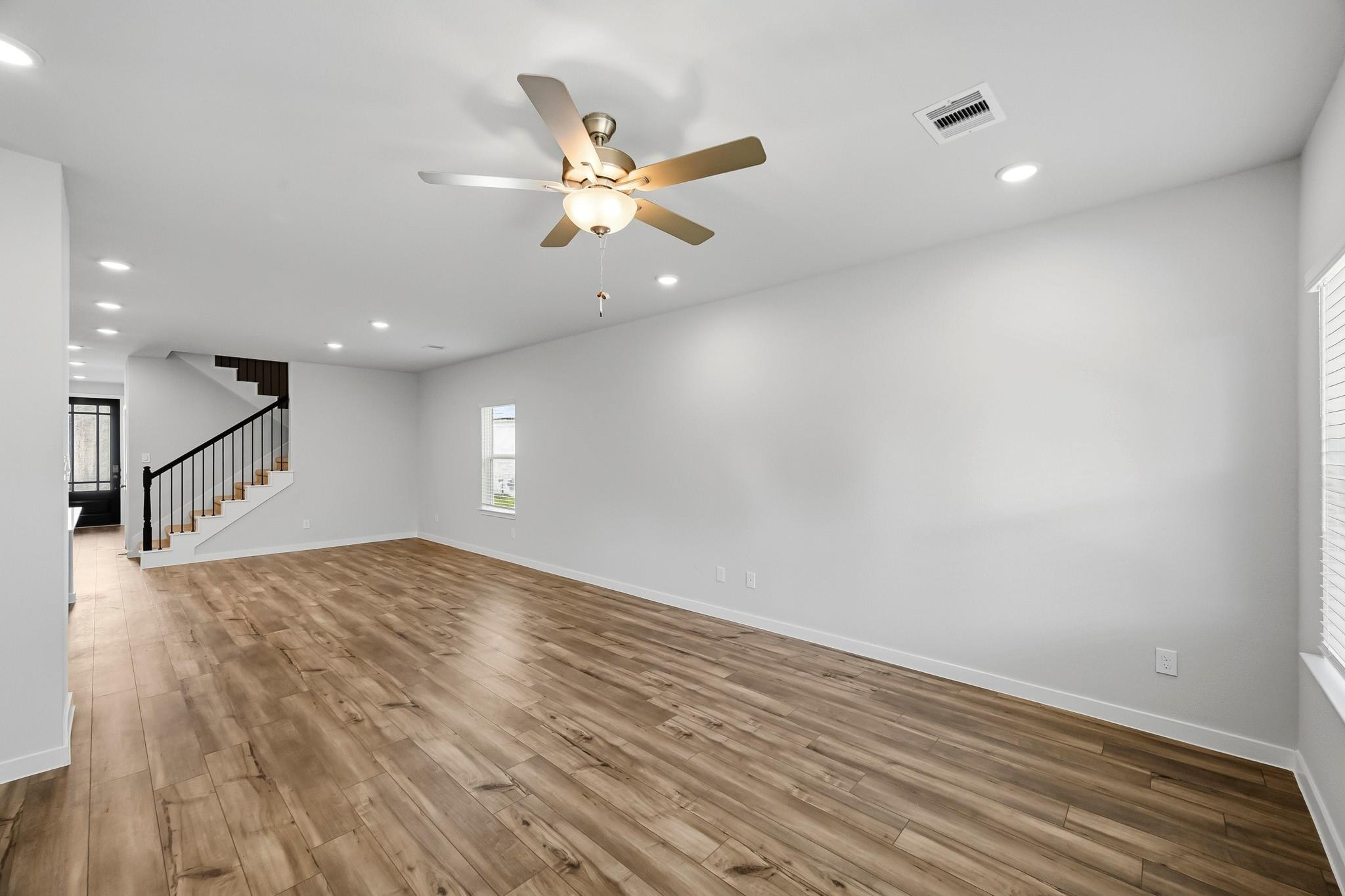 8546 Light Rail Drive Property Photo 13