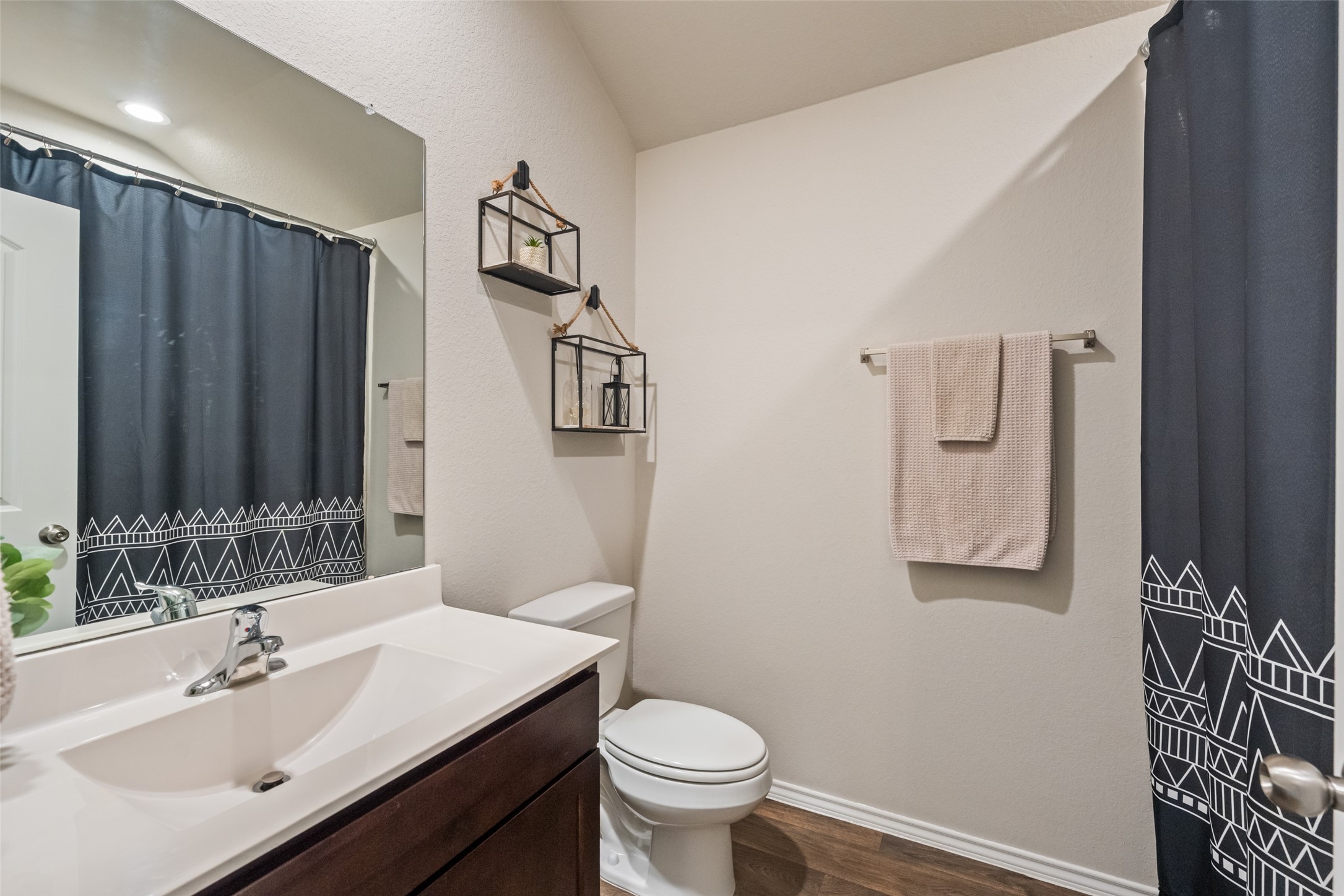 2623 Lost Holly Lane Property Photo 16
