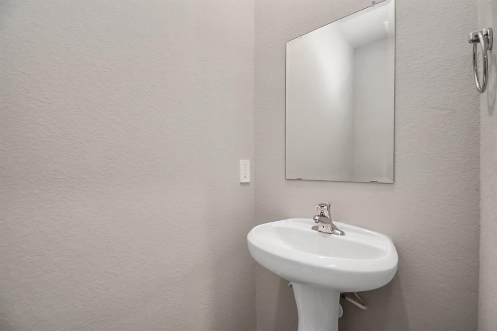 5810 Linda Cove Lane Property Photo 34