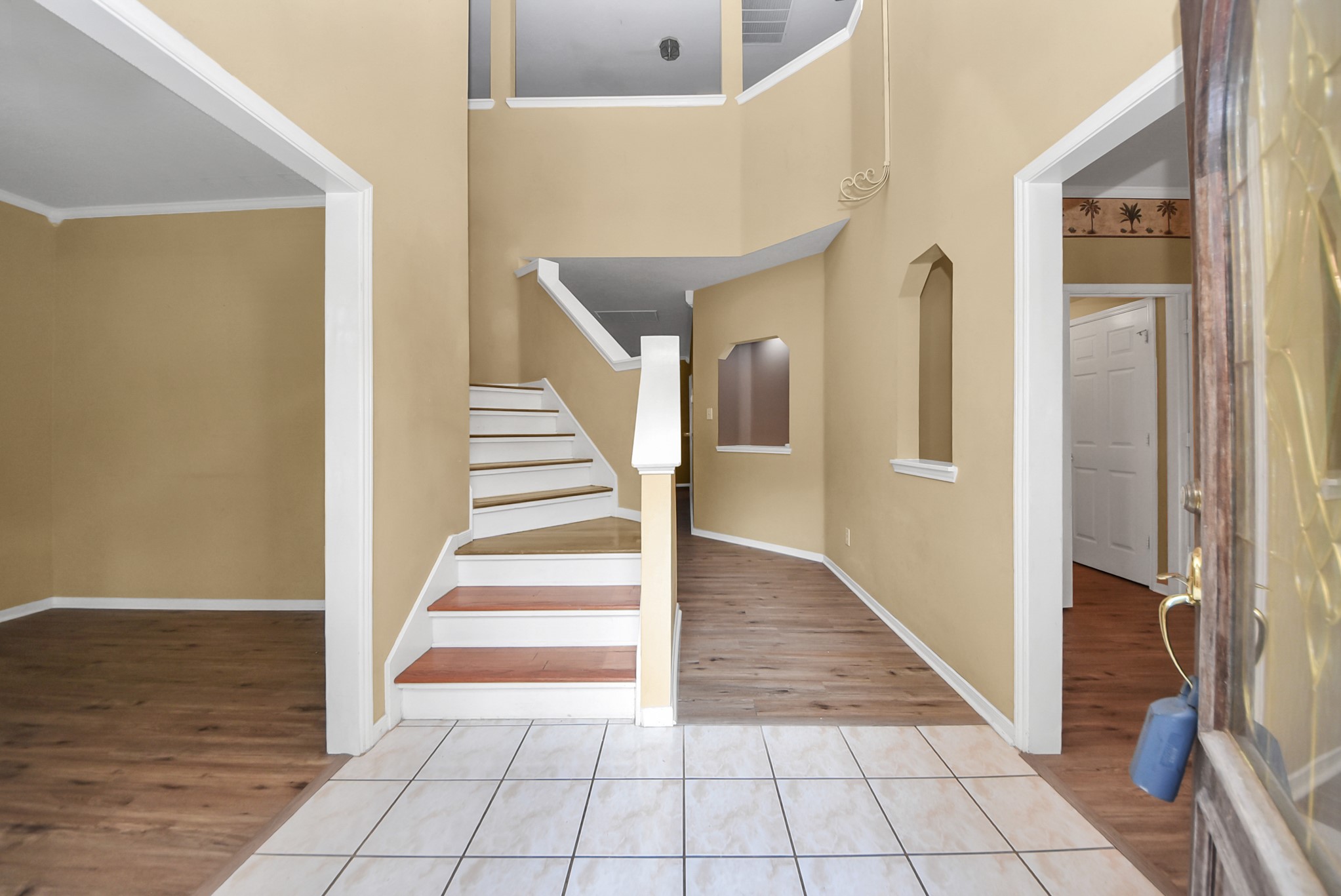 23003 Governorshire Drive Property Photo 13