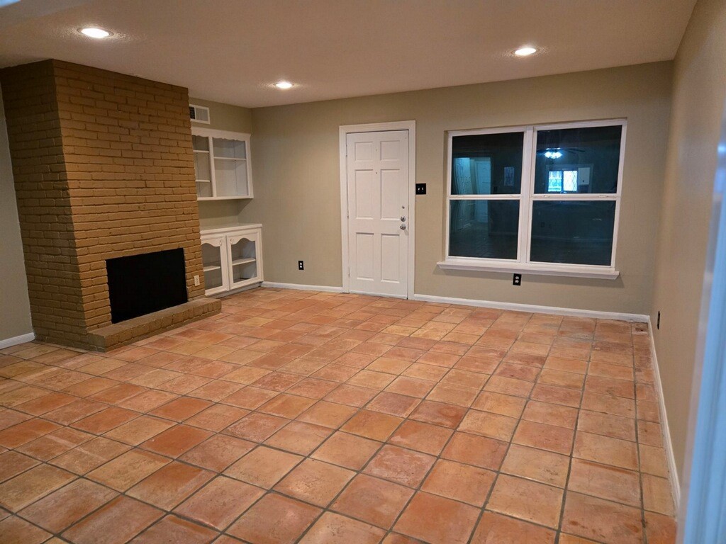 1779 Saxony Lane Property Photo 7