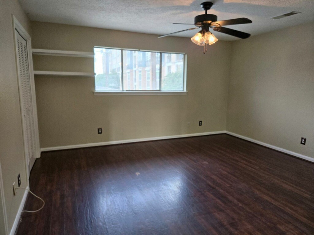 1779 Saxony Lane Property Photo 12