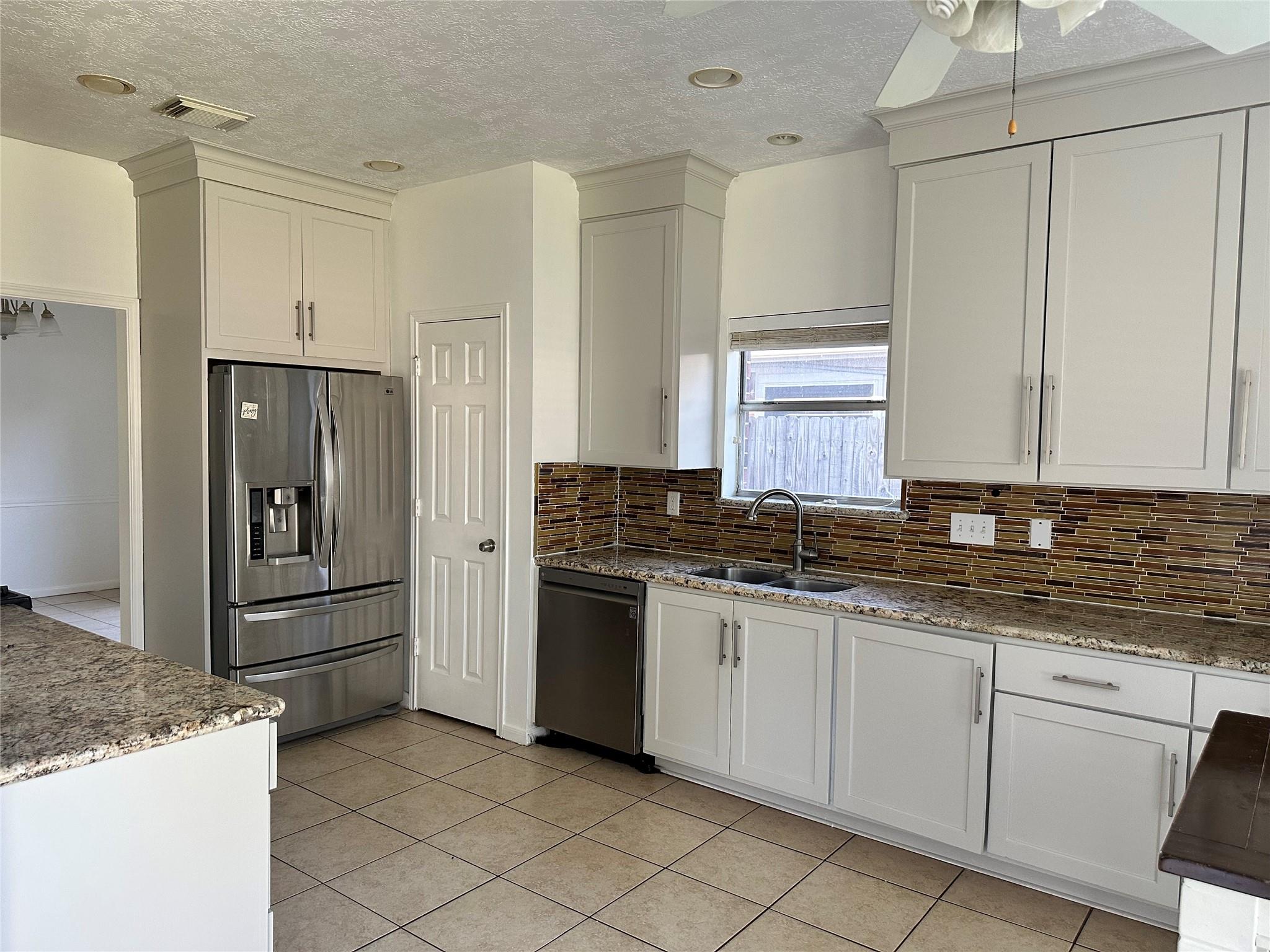 10810 Perigrine Drive, Houston Tx 77065 Property Photo 4