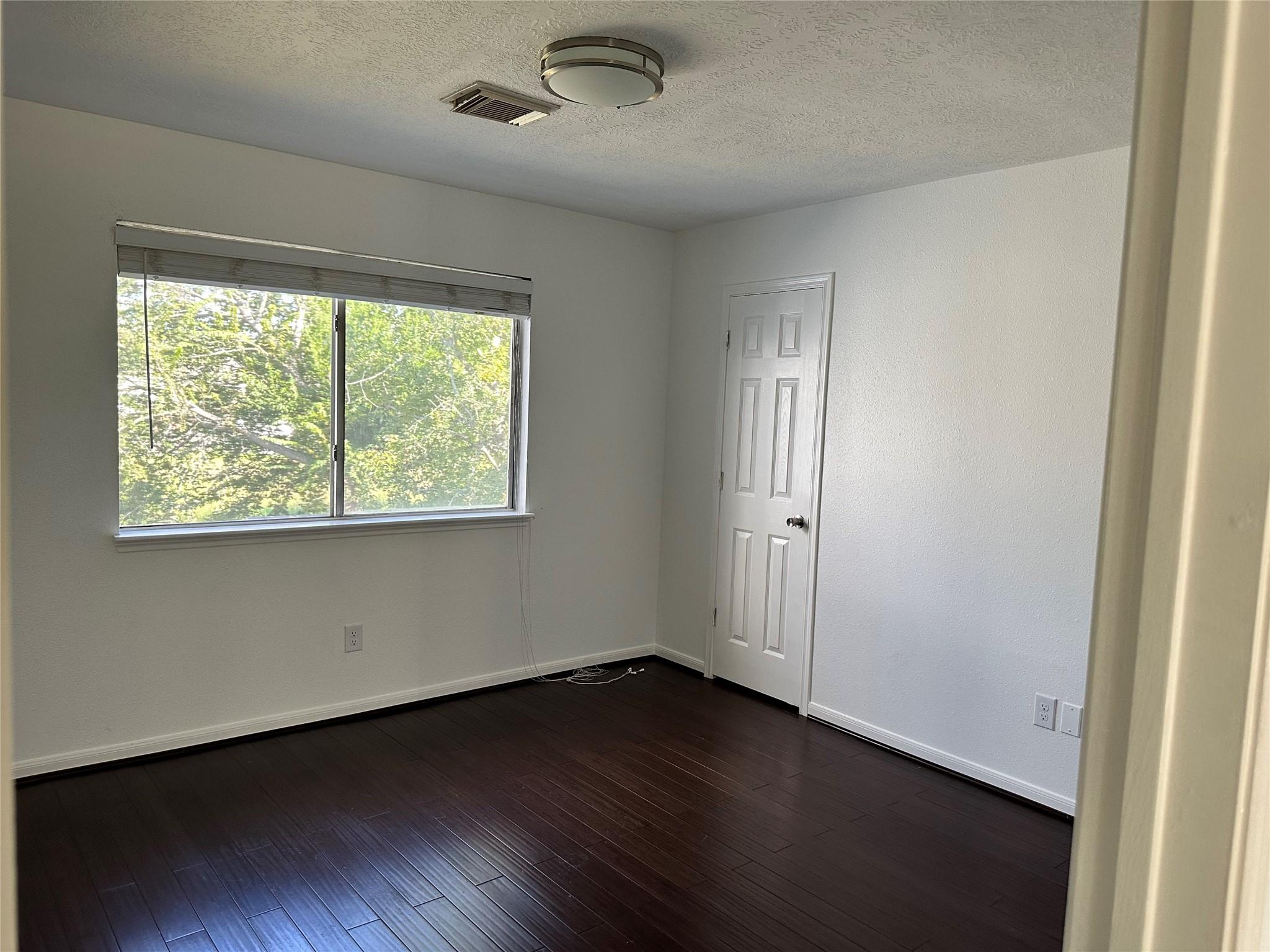 10810 Perigrine Drive, Houston Tx 77065 Property Photo 13