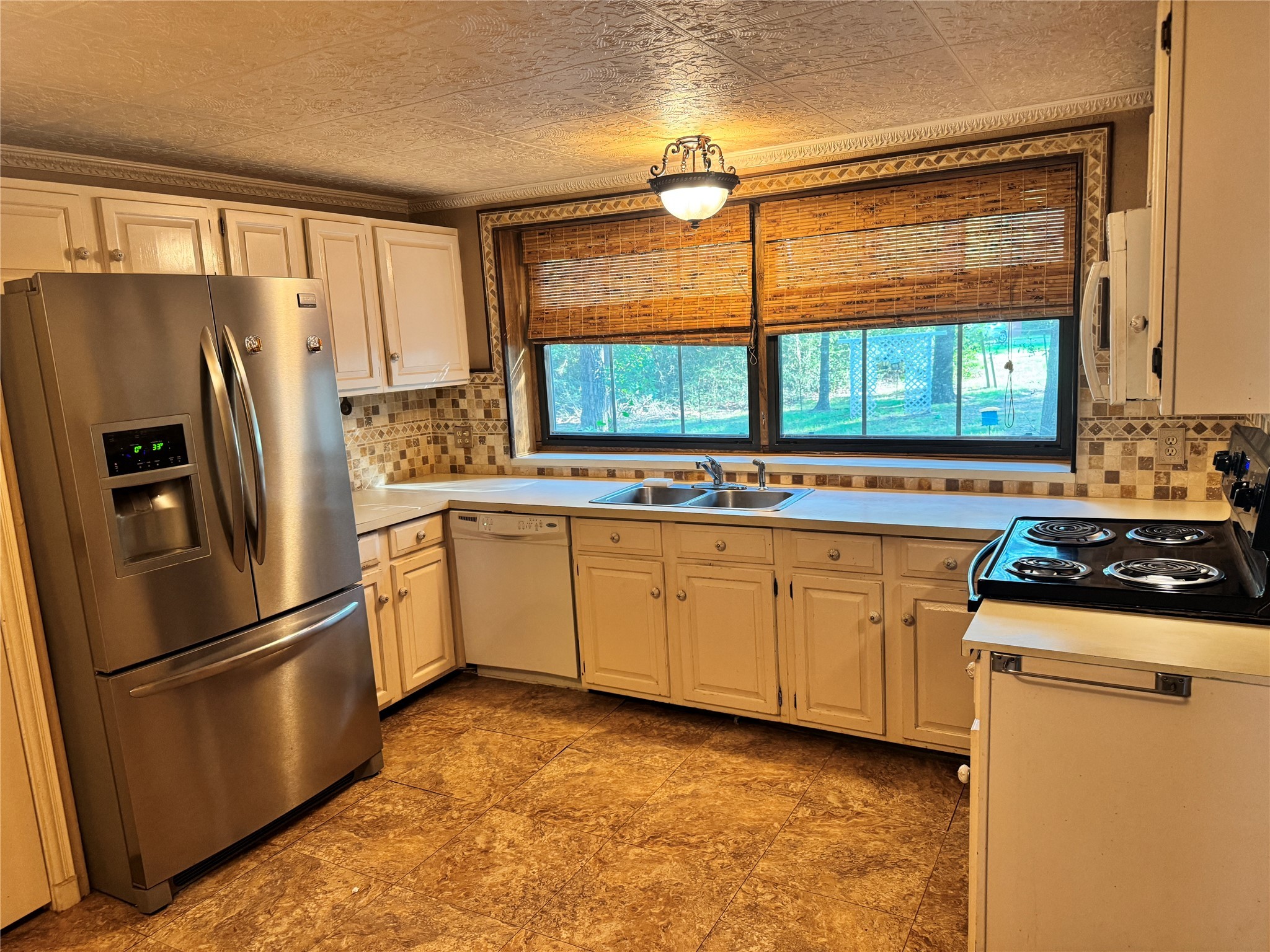 106 Westlake Road Property Photo 7