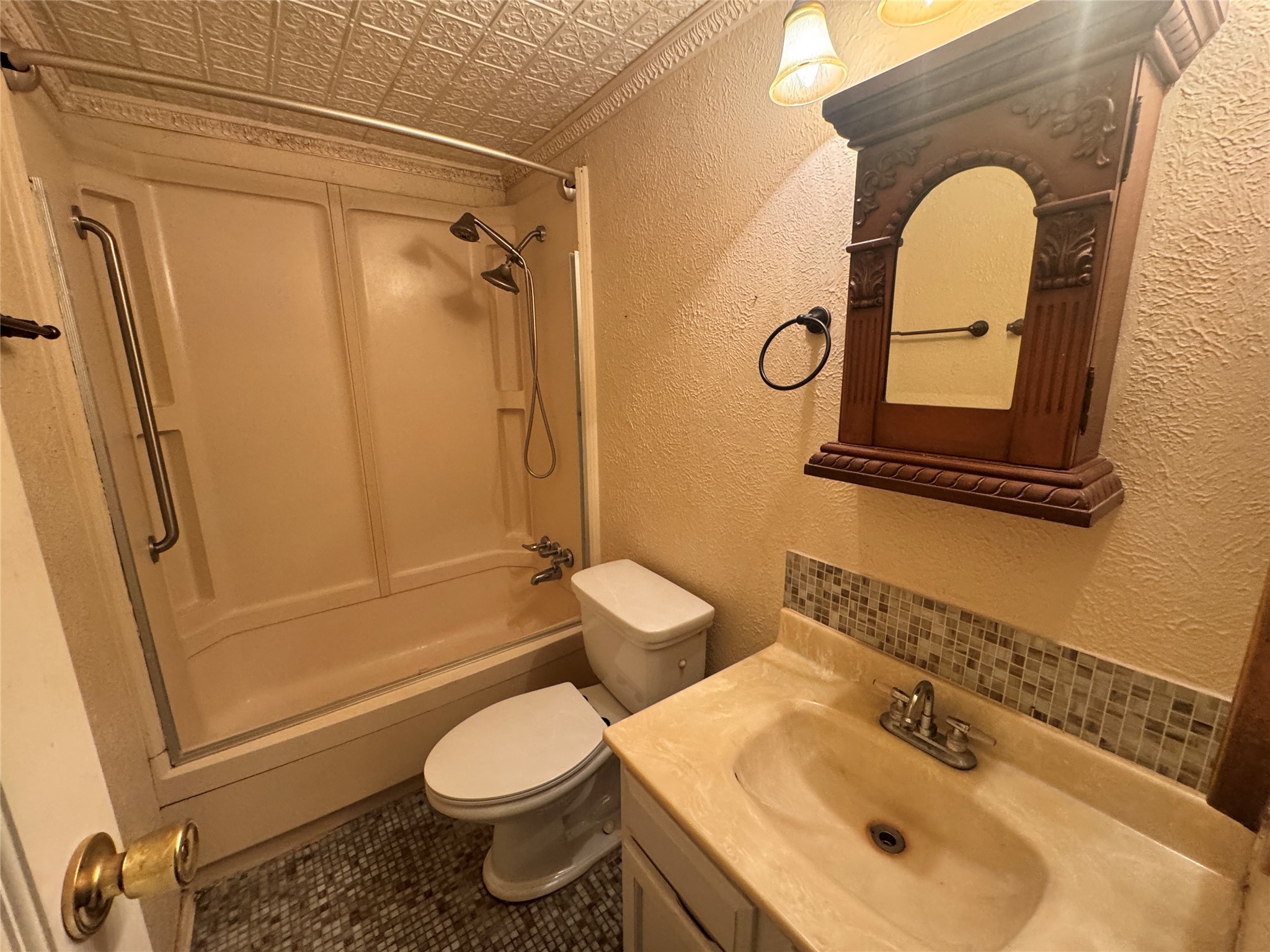 106 Westlake Road Property Photo 14