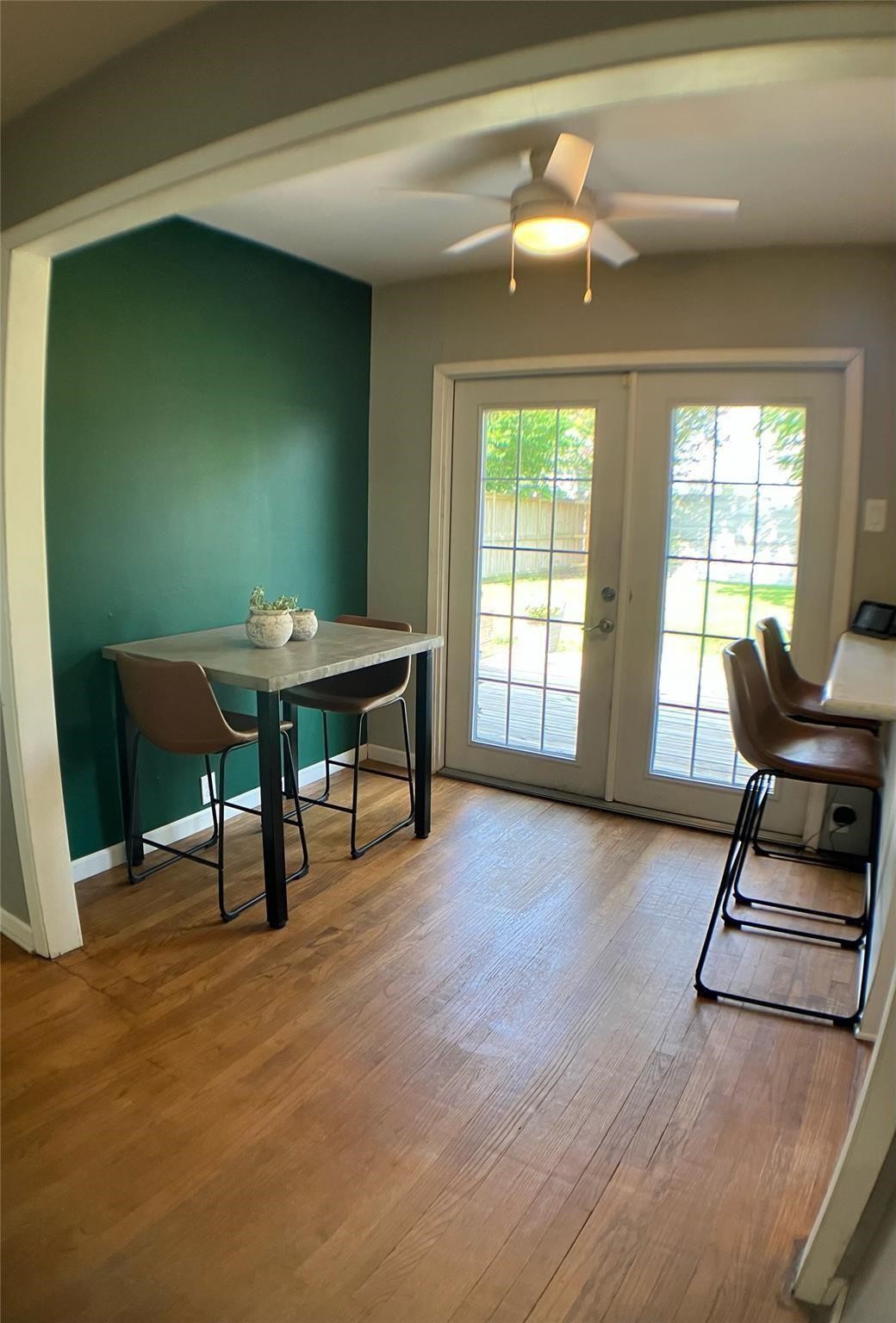 3027 Guese Road Property Photo 6