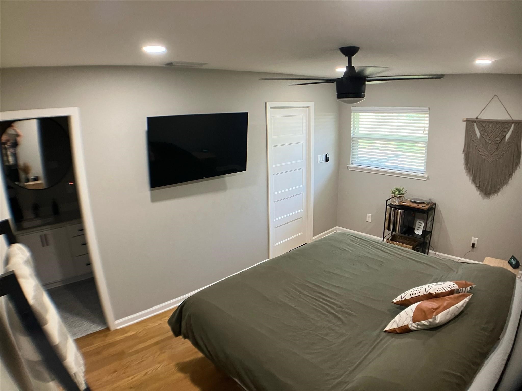 3027 Guese Road Property Photo 13