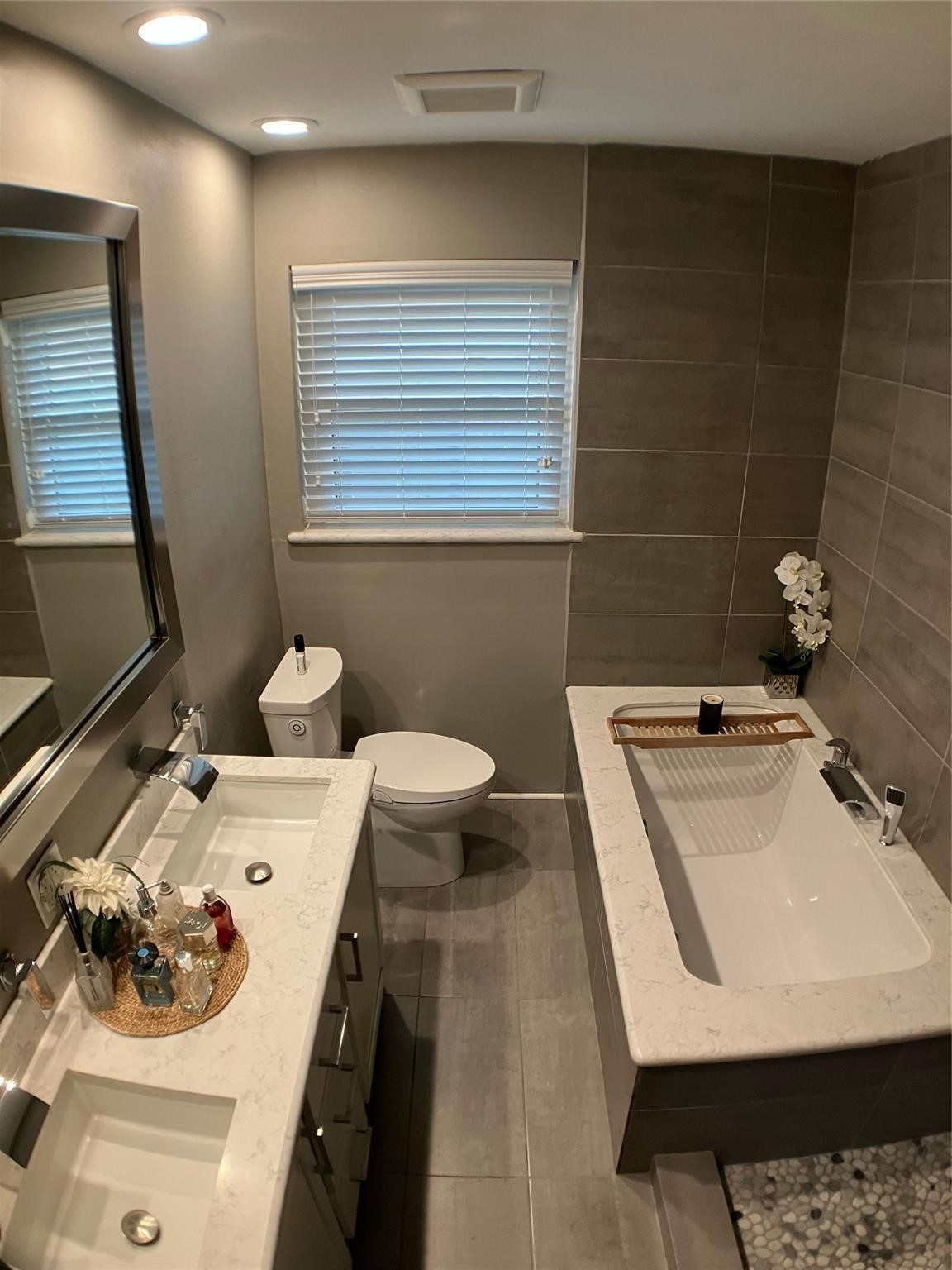 3027 Guese Road Property Photo 18