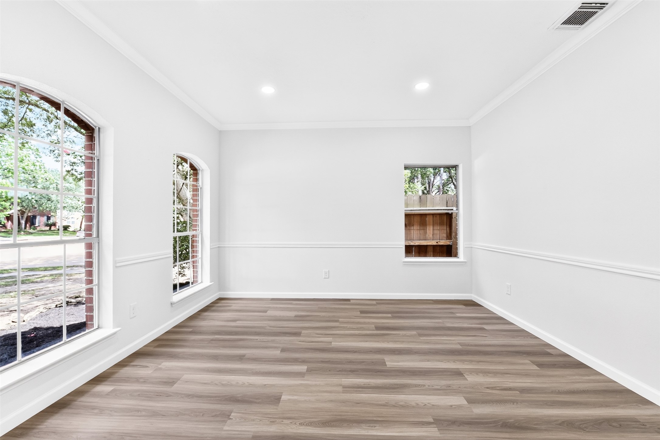 13903 Viewfield Court Property Photo 7