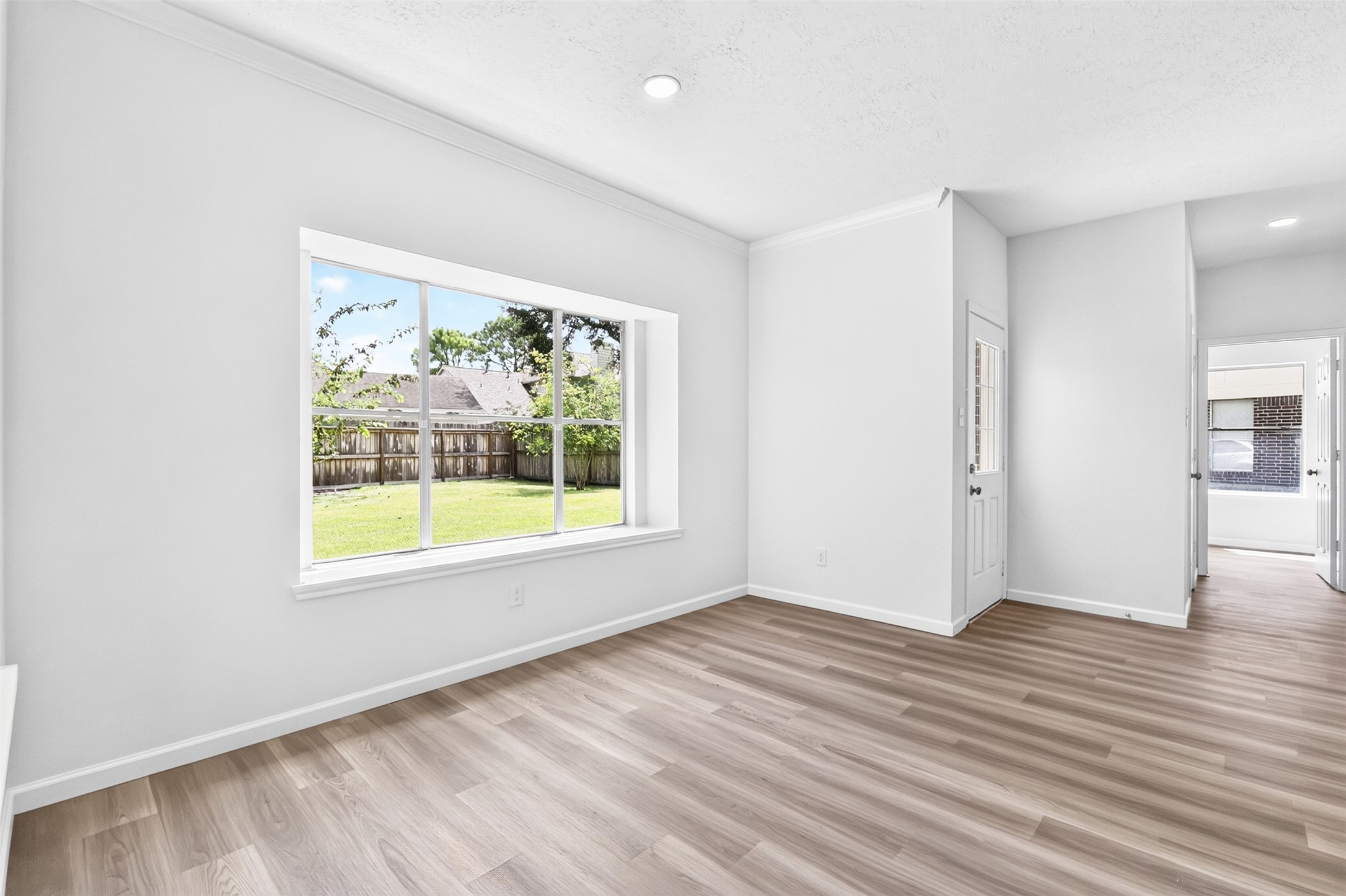 13903 Viewfield Court Property Photo 17