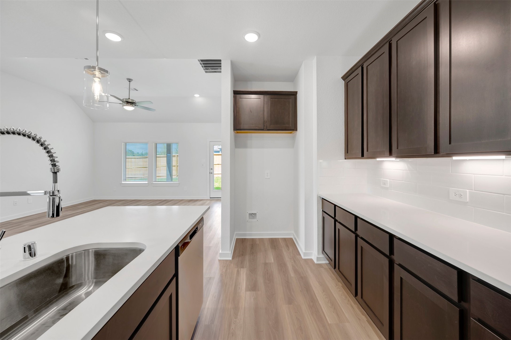 250 Draper Shadows Drive Property Photo 4