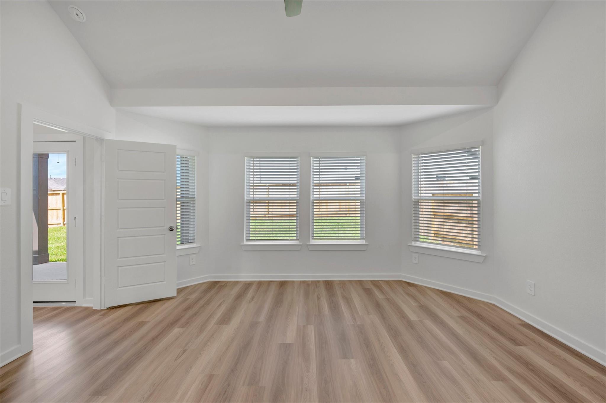 250 Draper Shadows Drive, Willis Tx 77378 Property Photo 13