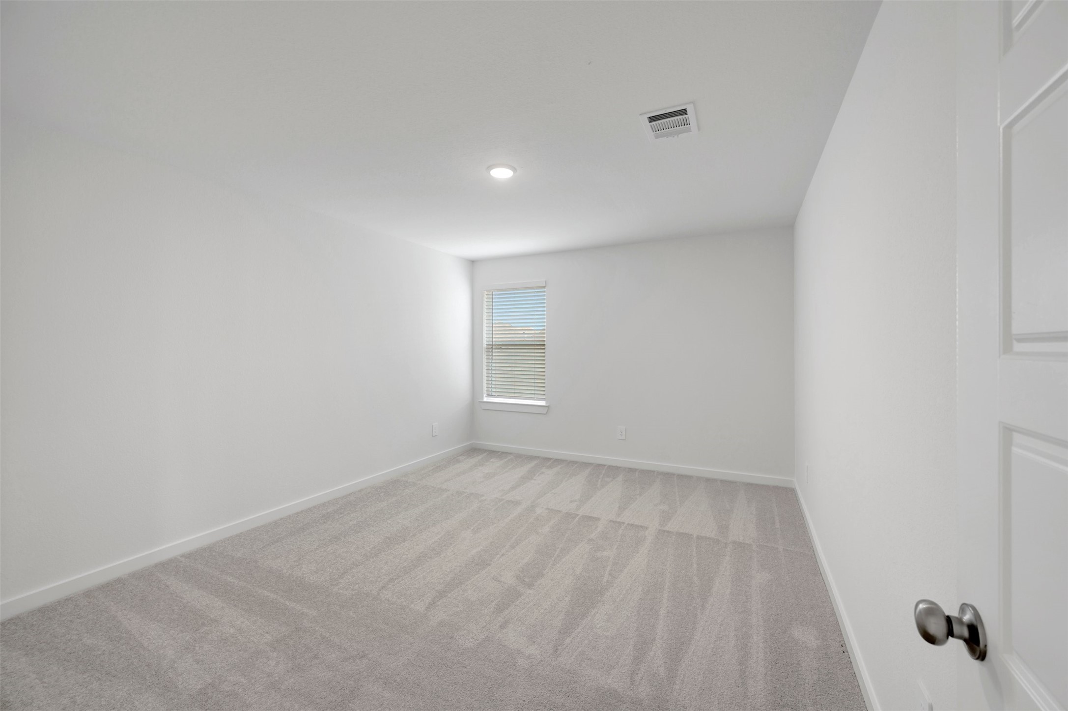 250 Draper Shadows Drive Property Photo 26