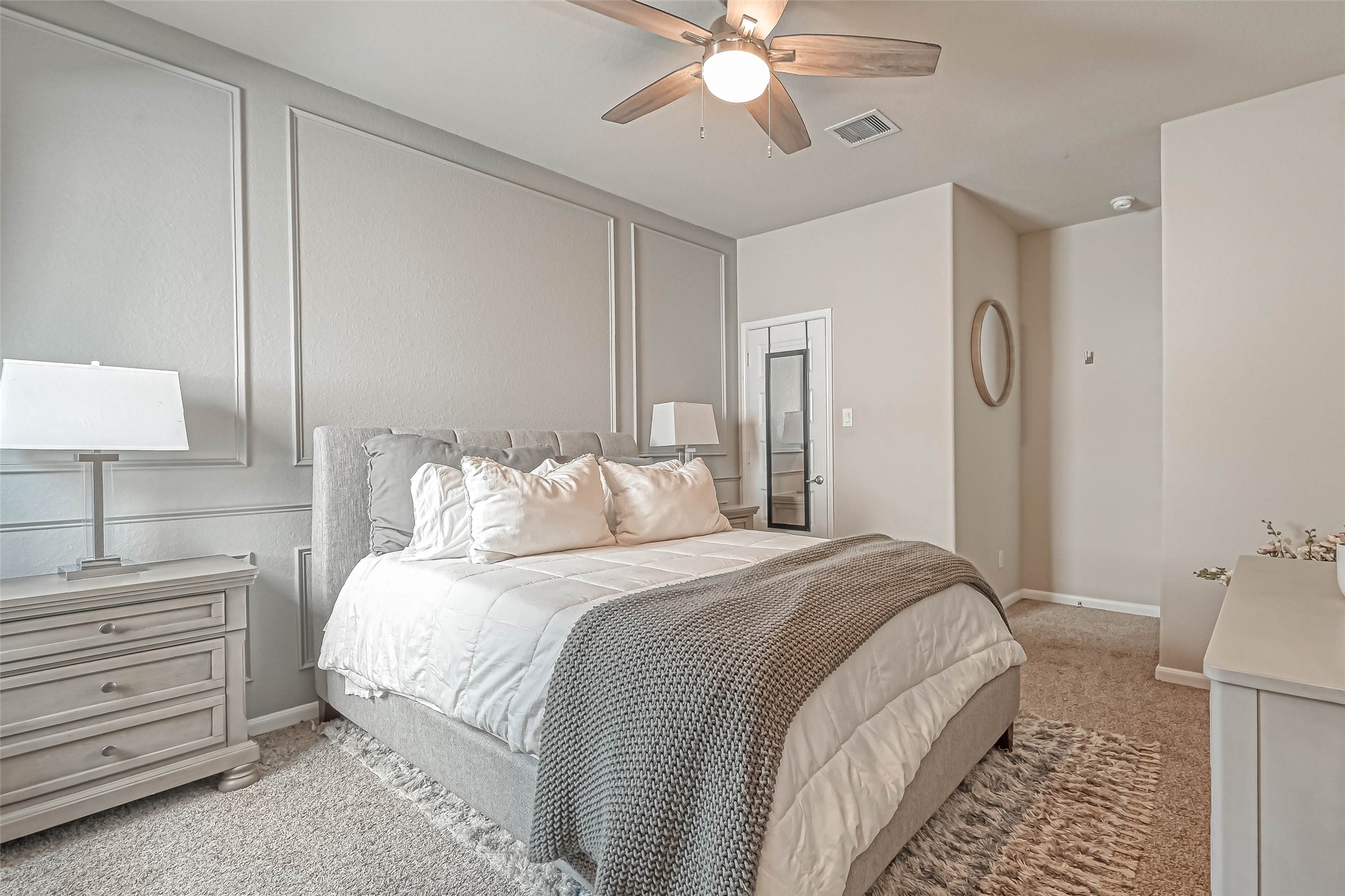 5826 Euclid Loop Property Photo 31