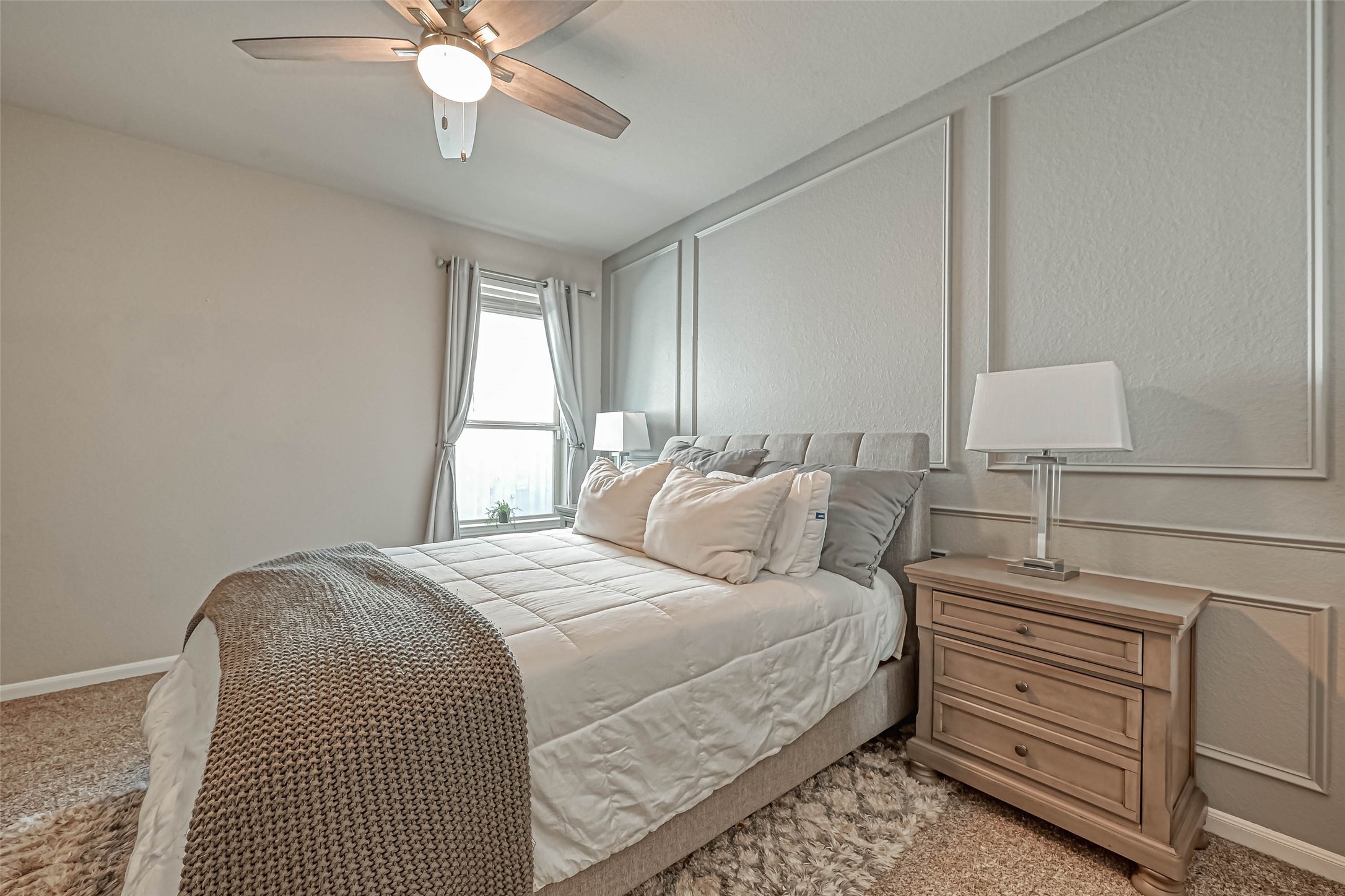 5826 Euclid Loop Property Photo 32