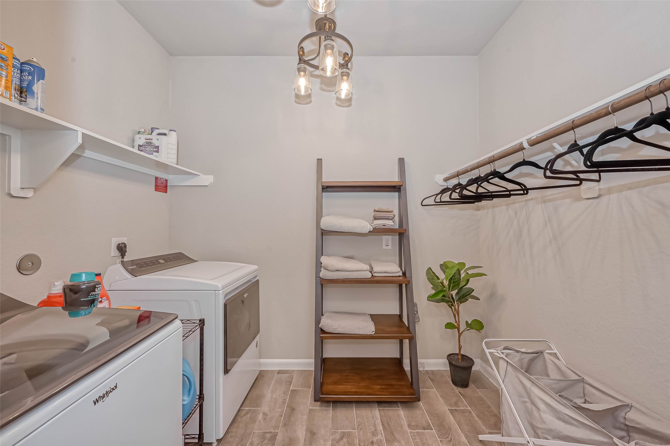 5826 Euclid Loop Property Photo 39