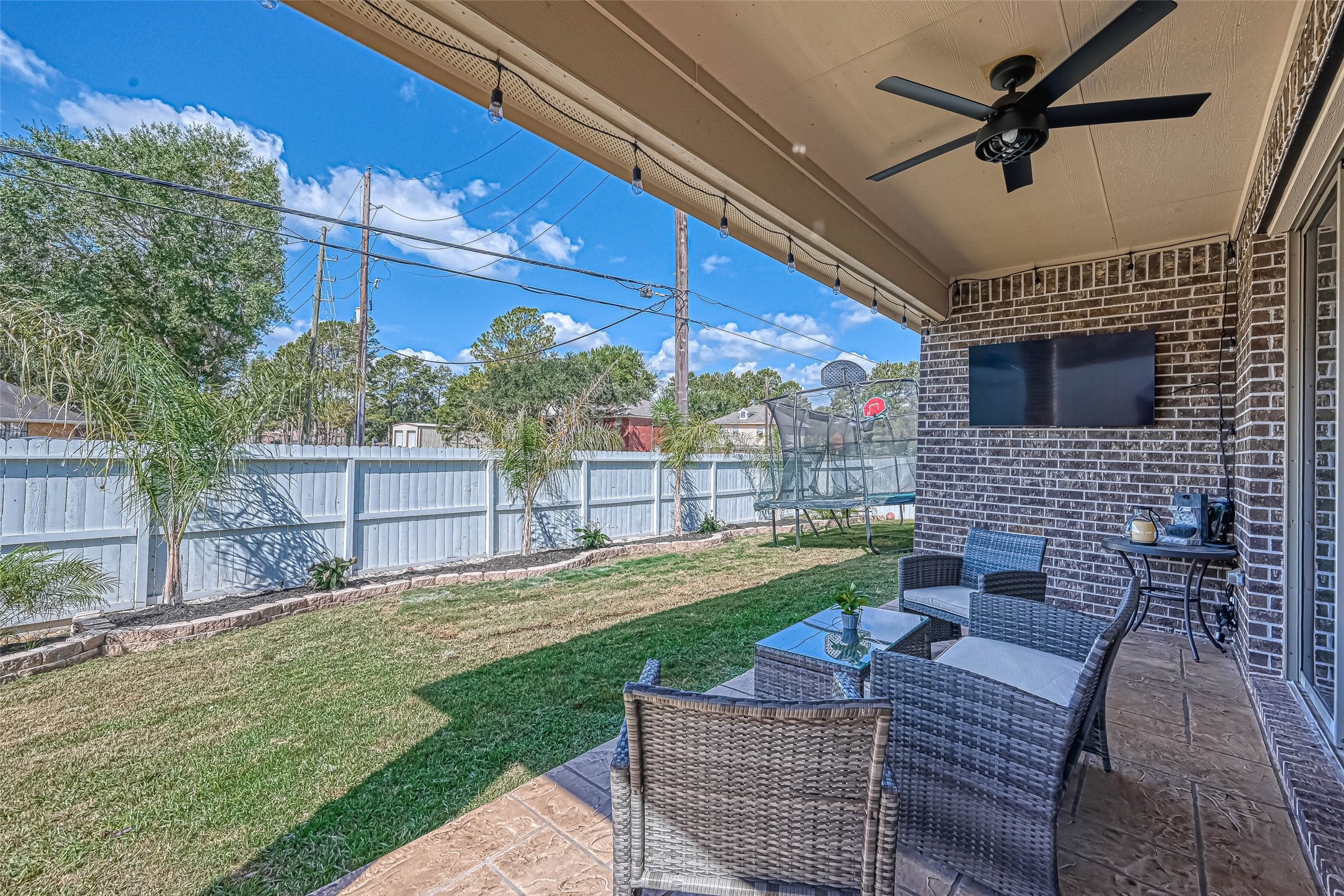 5826 Euclid Loop Property Photo 42