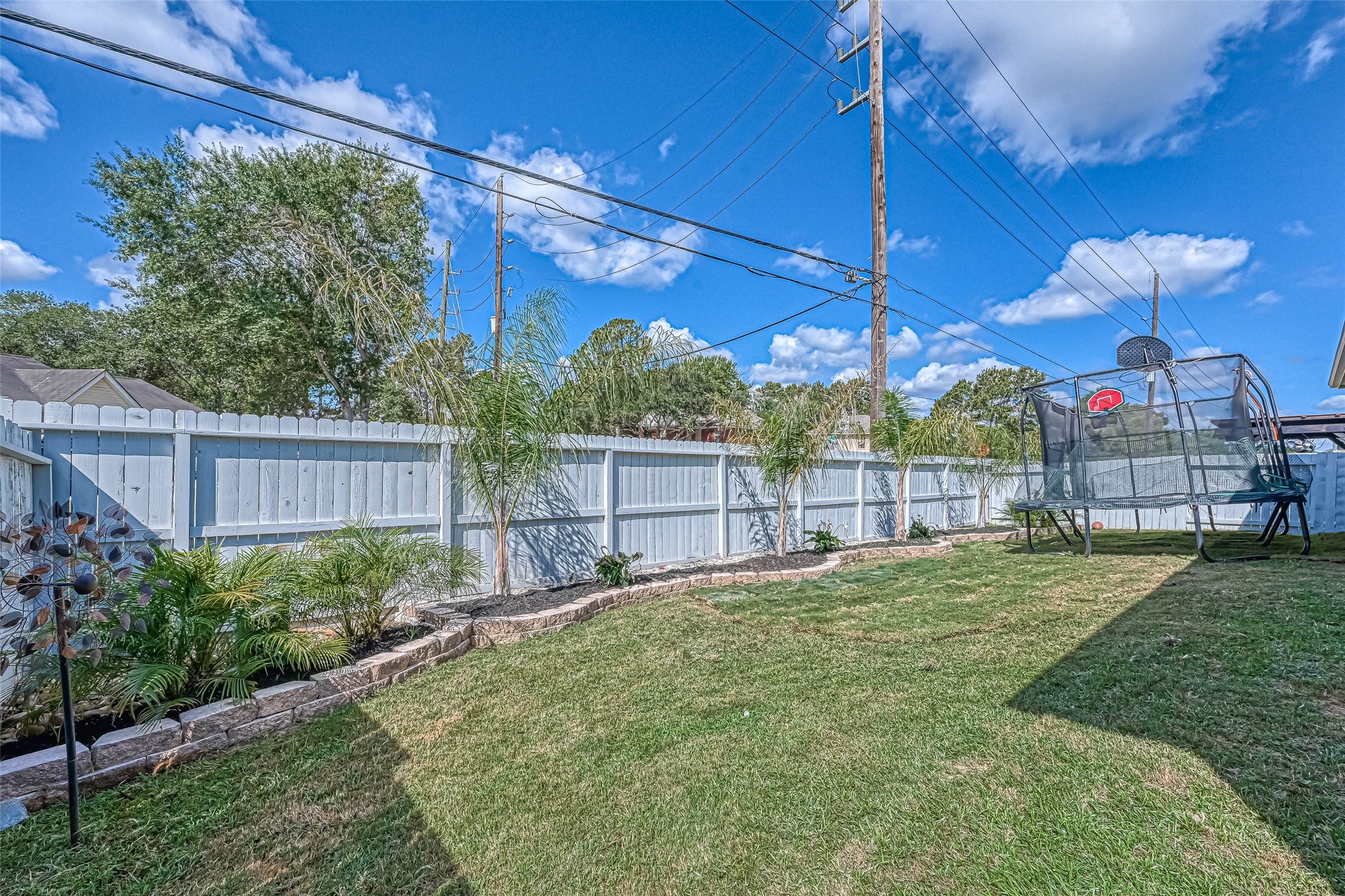 5826 Euclid Loop Property Photo 48
