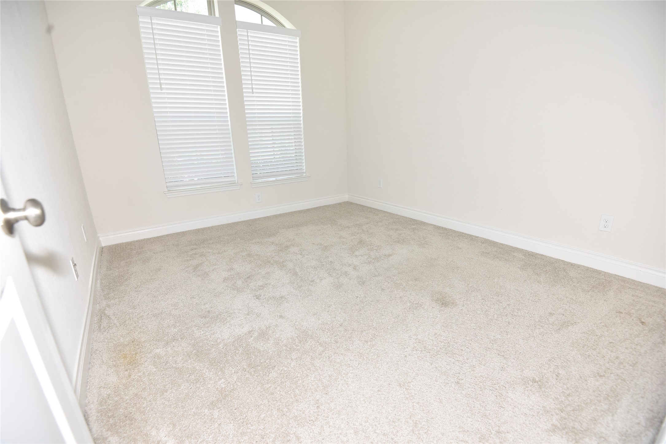 2722 Lemongrass Breeze Lane Property Photo 4