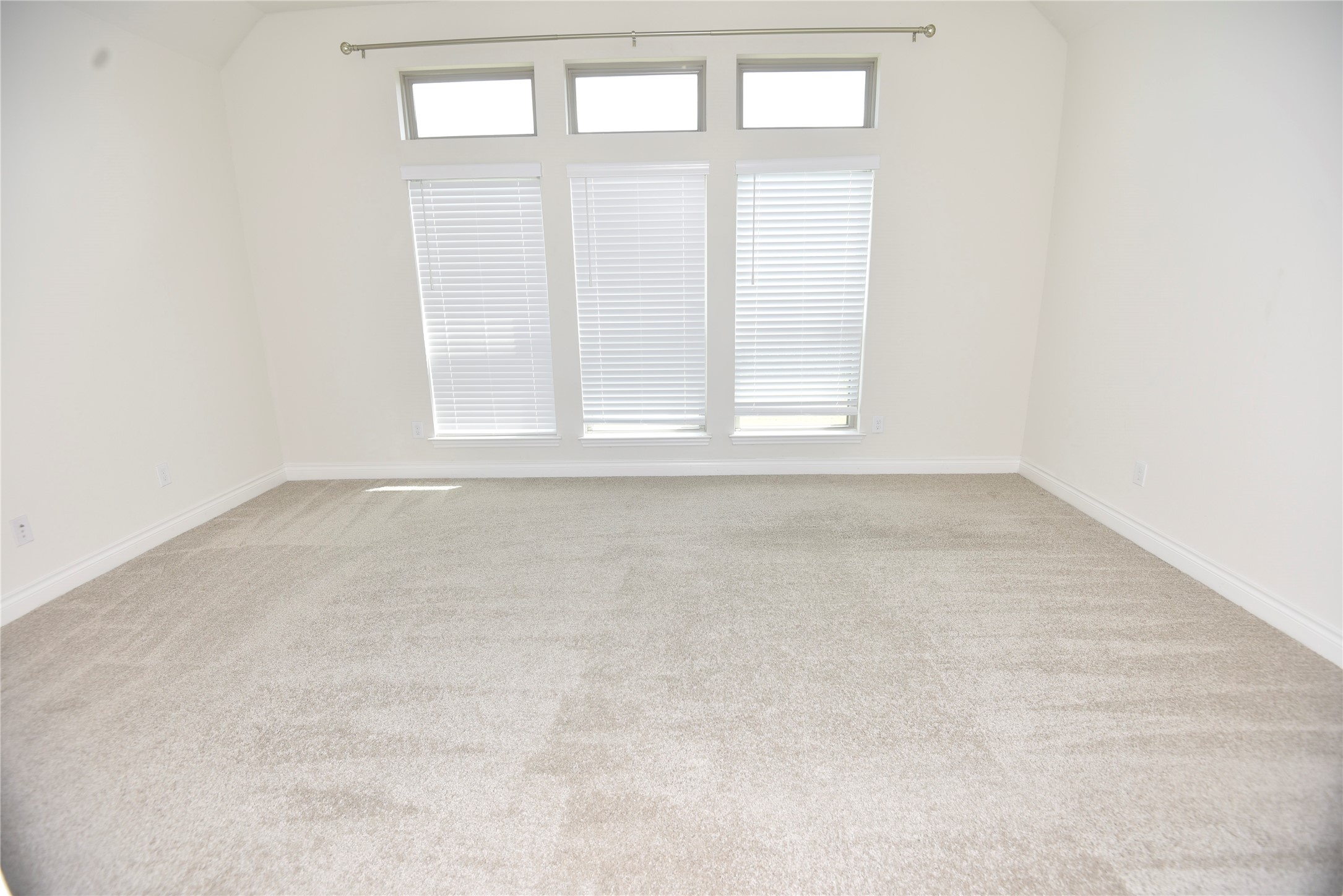 2722 Lemongrass Breeze Lane Property Photo 23