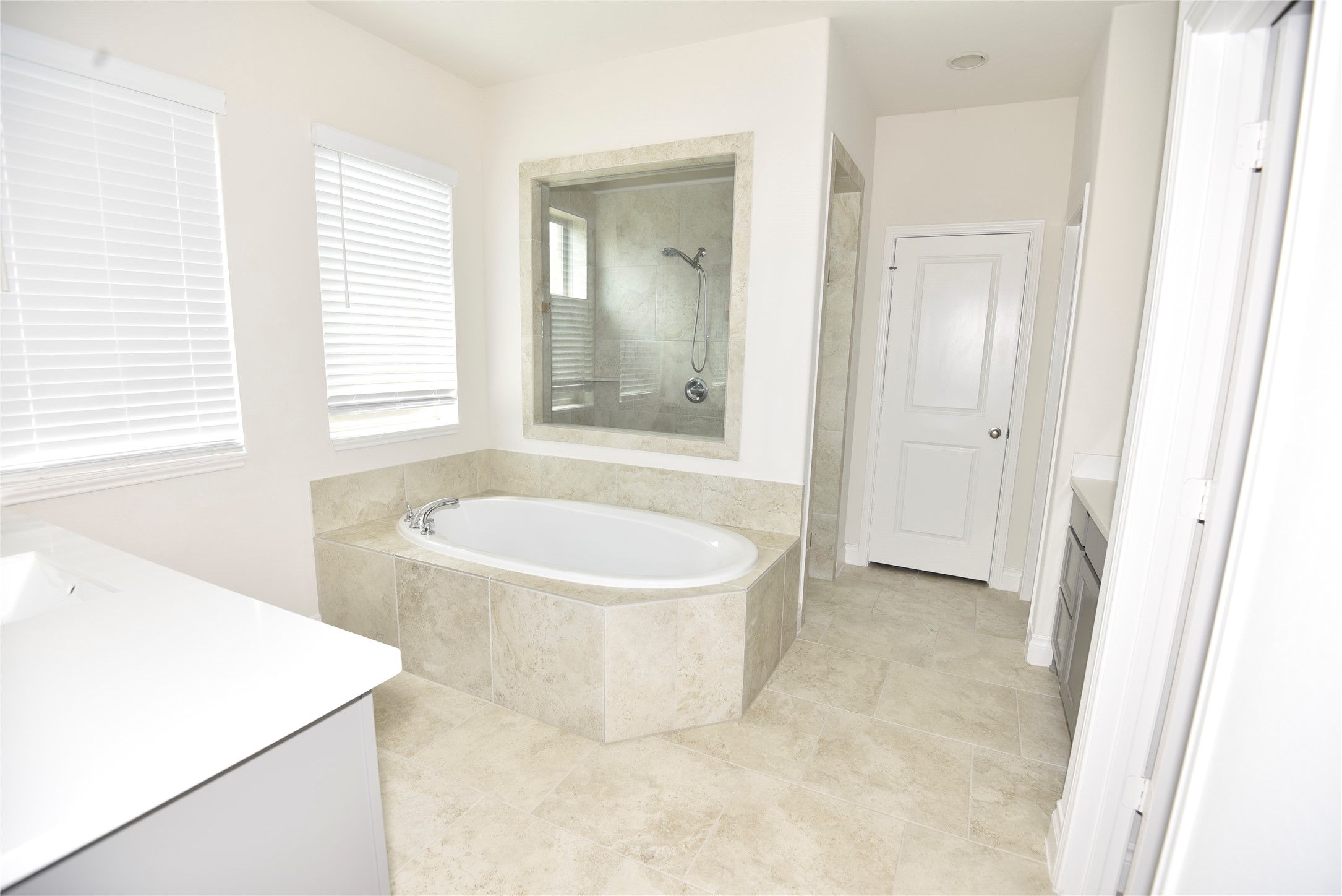 2722 Lemongrass Breeze Lane Property Photo 25