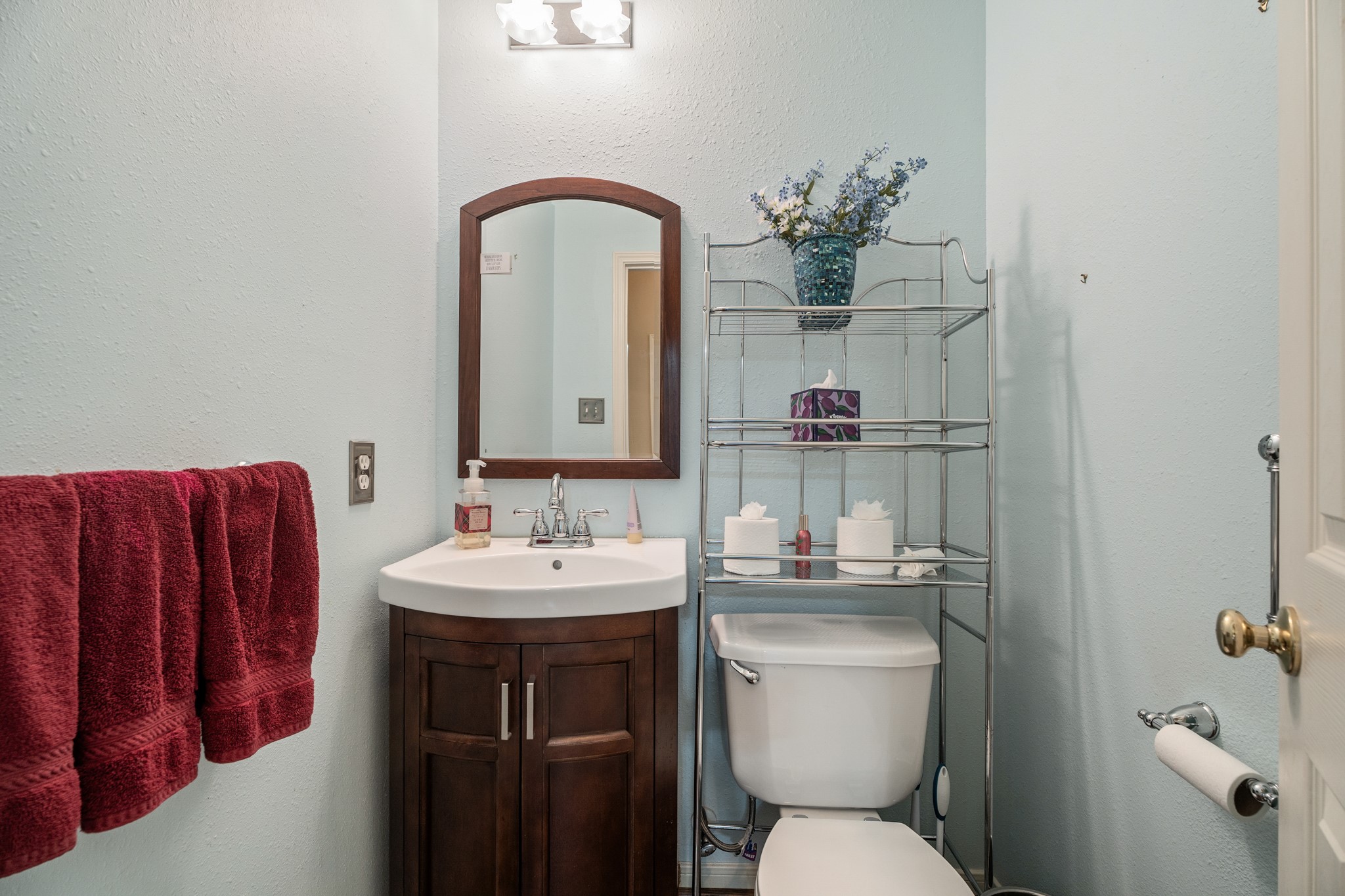 2102 Winding Springs Drive Property Photo 21