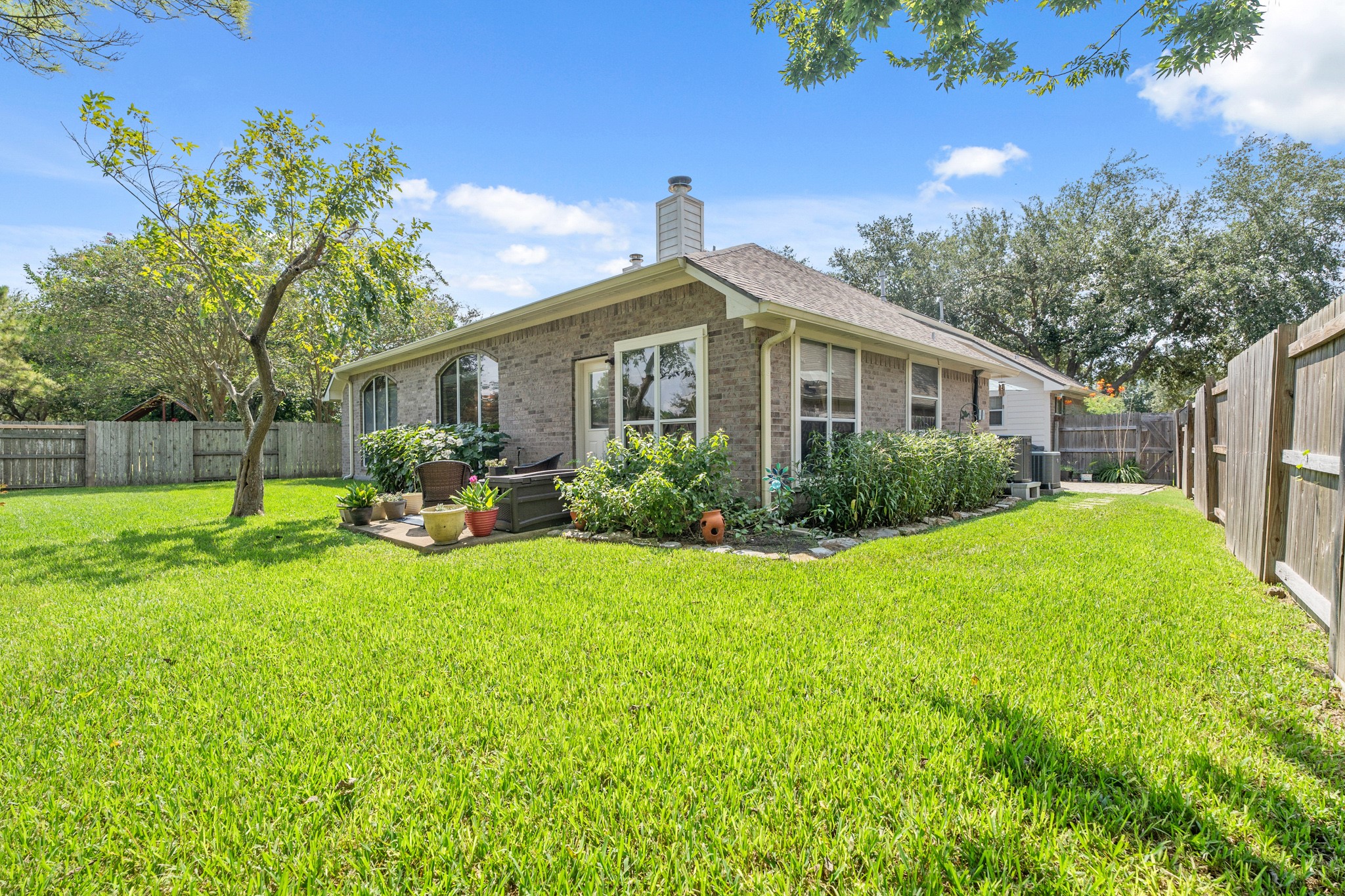 2102 Winding Springs Drive Property Photo 29